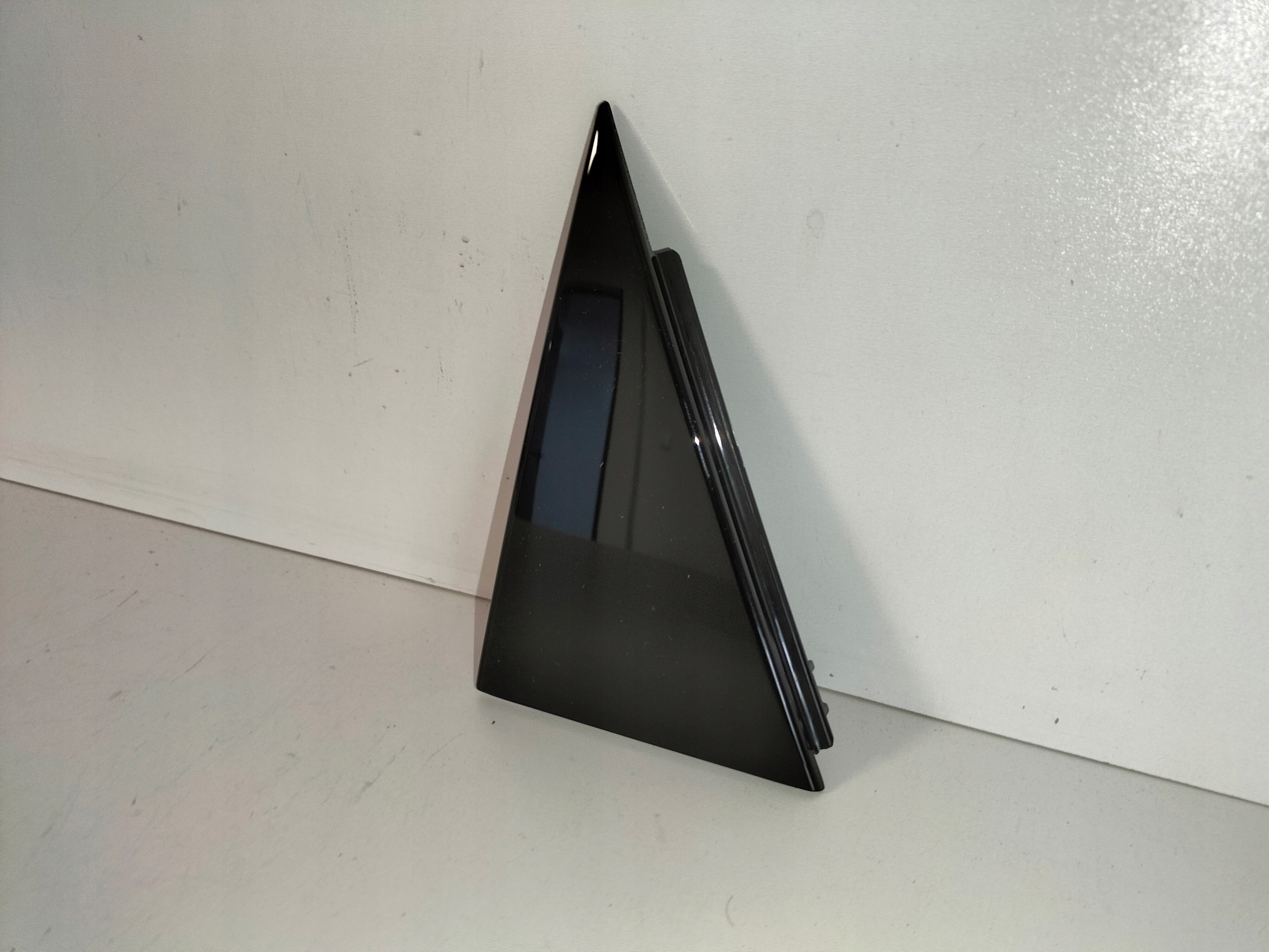 Trojkat cap door tylnych rear part left AUDI A6 C7 11
