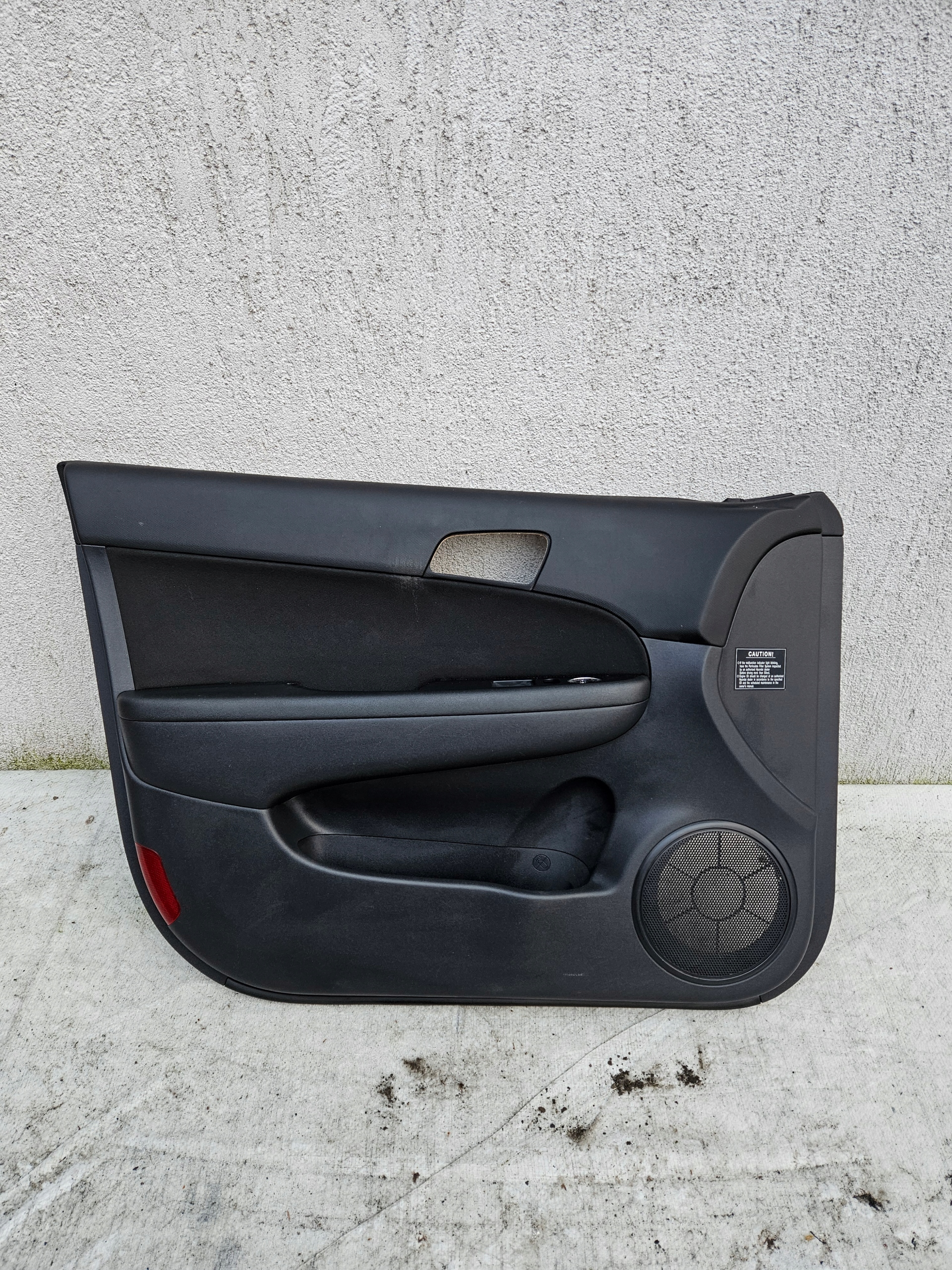 BOCZEK DRZWI LEWY PRZÓD HYUNDAI I30 07-12