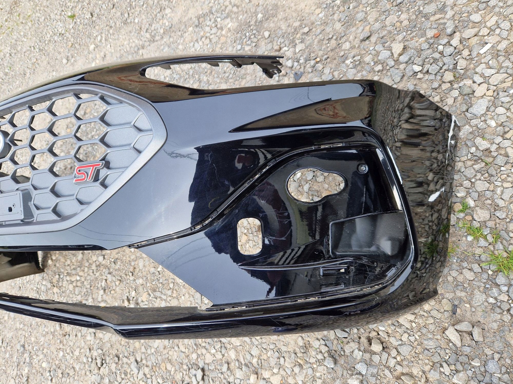 FRONTSTOSSSTANGE FORD FOCUS IV LIFT ST-LINE 2021R->