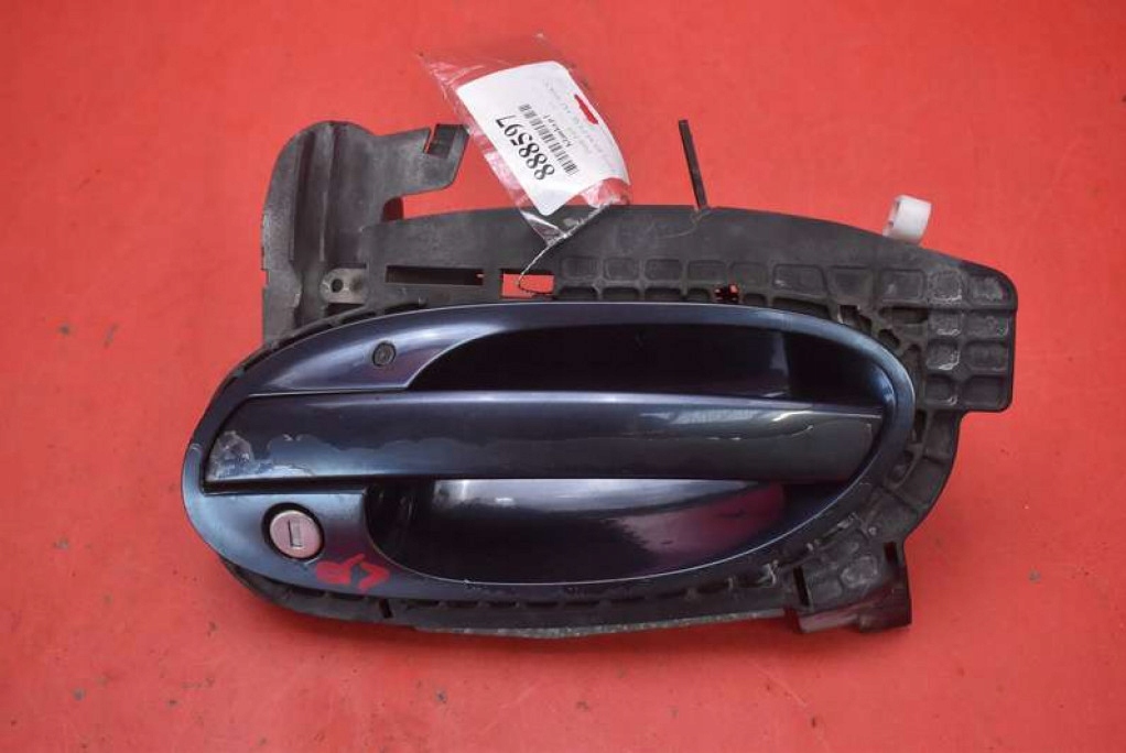 handle left front front SZARONIEBIESKA 7013701 BMW E65 01-05
