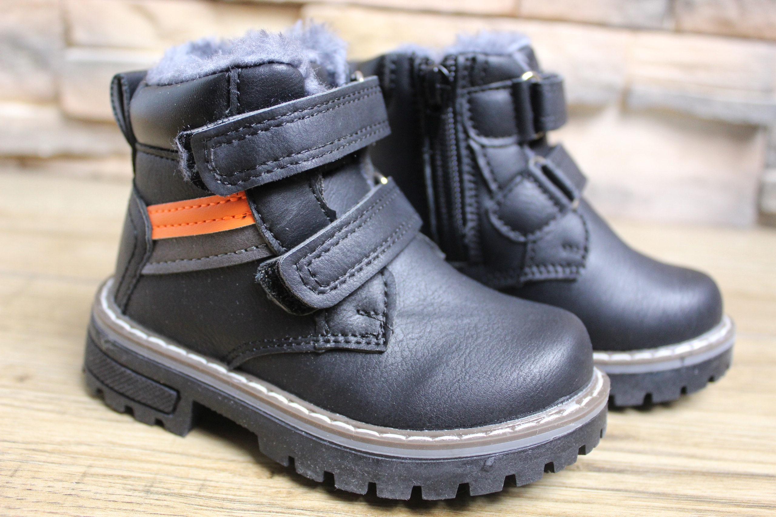 MODNE BUTY KOZAKI CHŁOPIĘCE ROZ. 21 Rodzaj zapięcia Rzepy