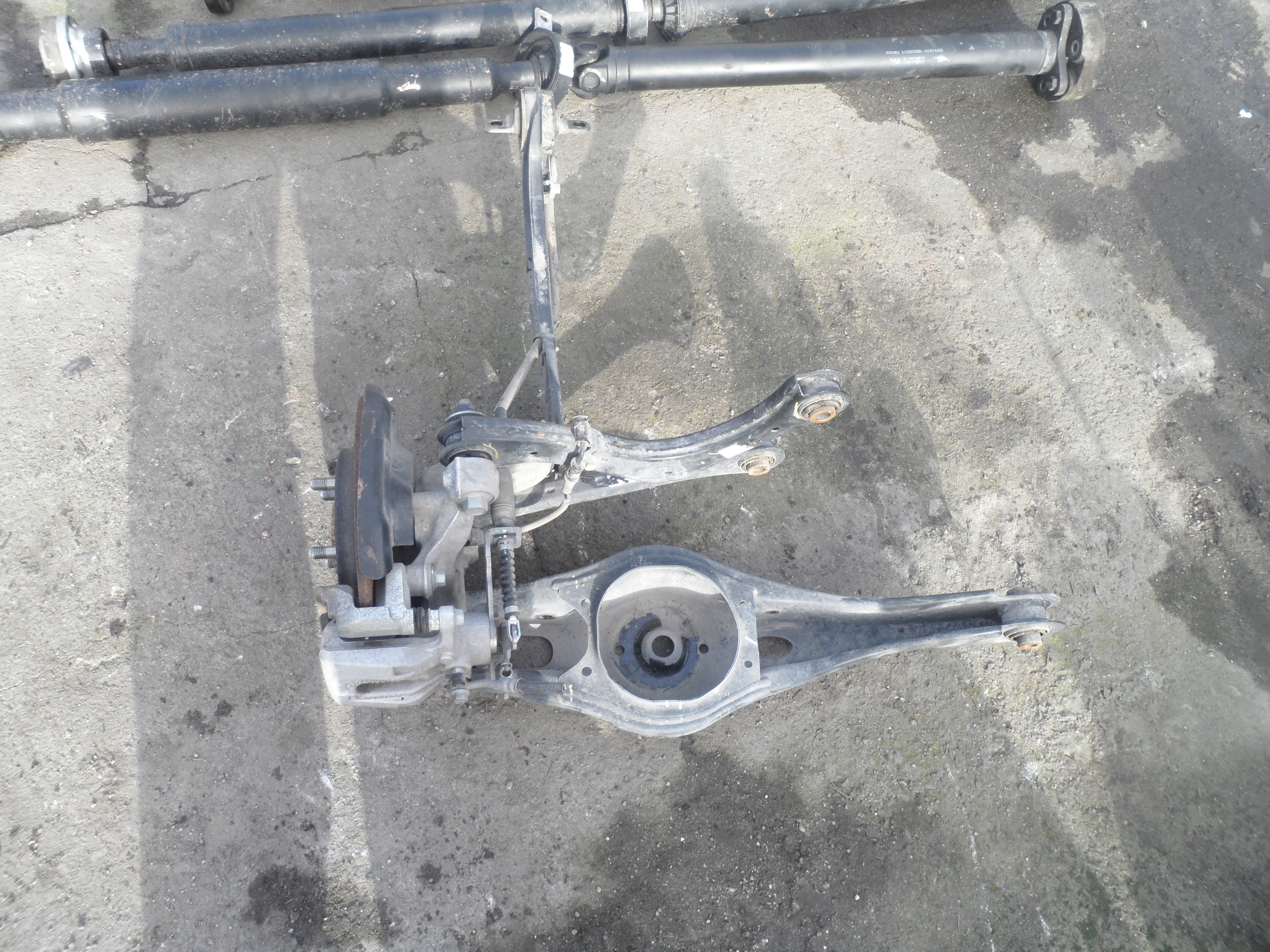 ZAWIESZENIE ZWROTNICA PIASTA WAHACZ TYŁ LEWA KIA NIRO HYUNDAI IONIQ 16-22R