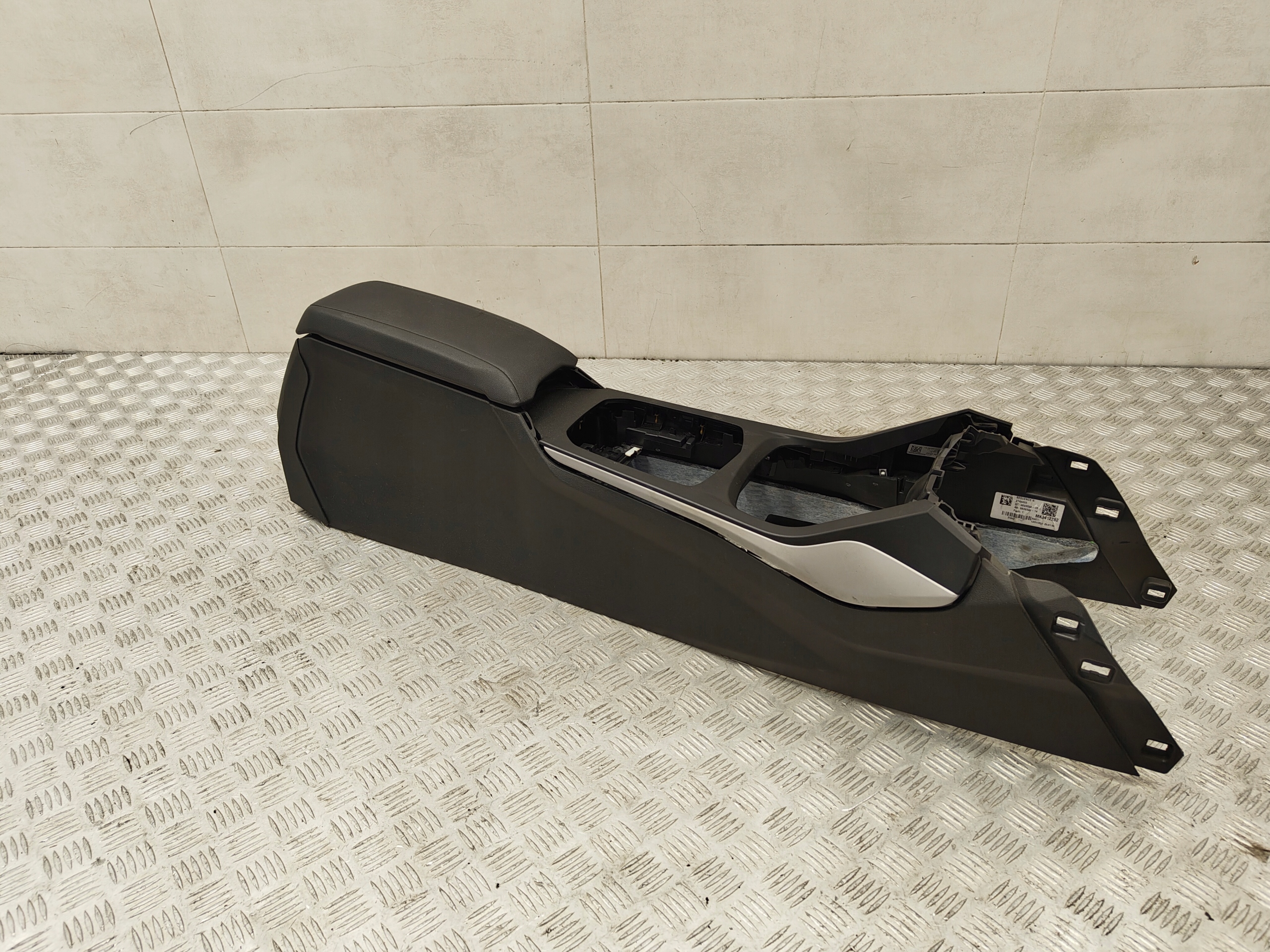 BMW 1 F40 TUNEL central armrest