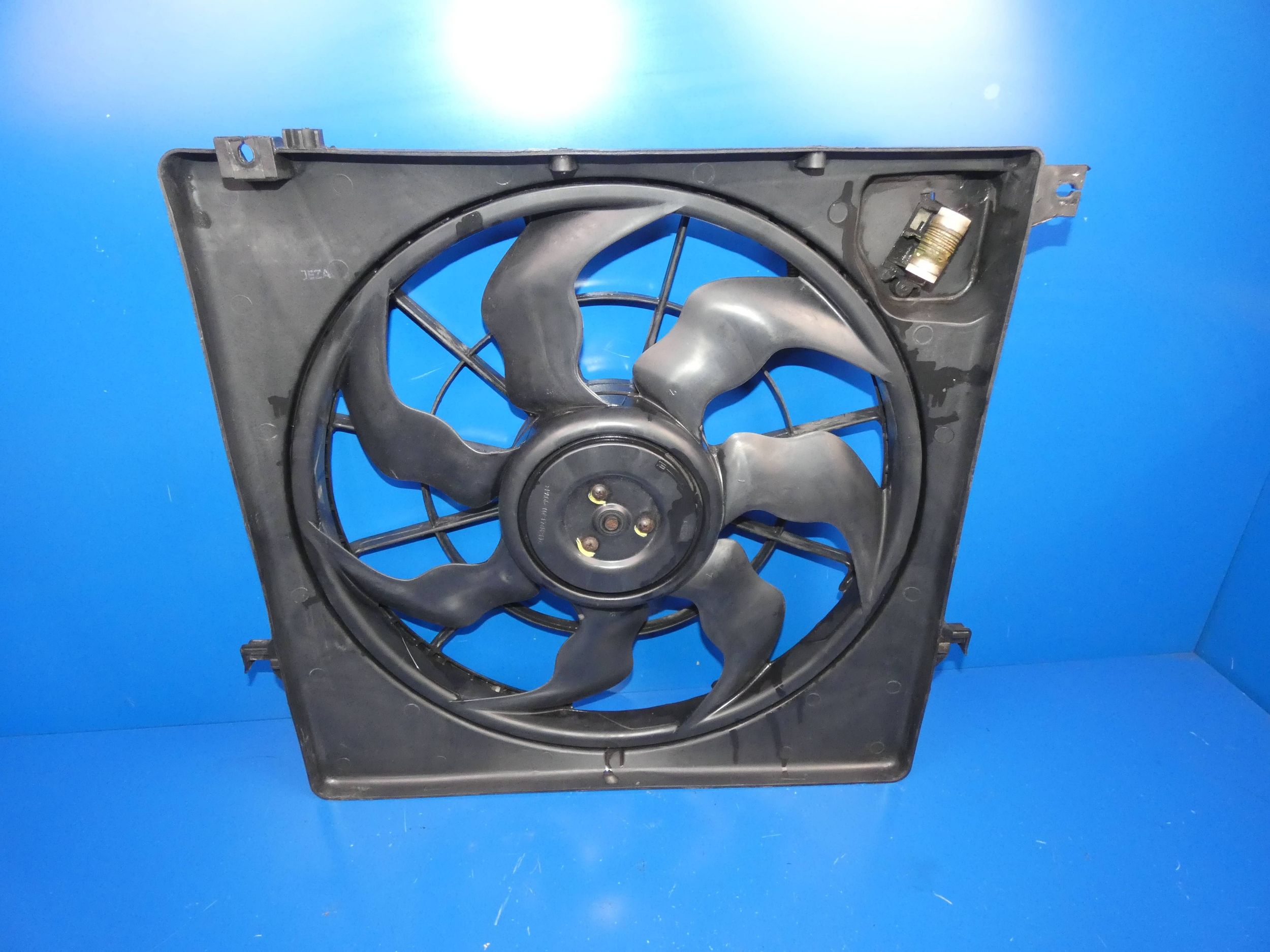 HYUNDAI SANTA FE III ventilátor chladiče