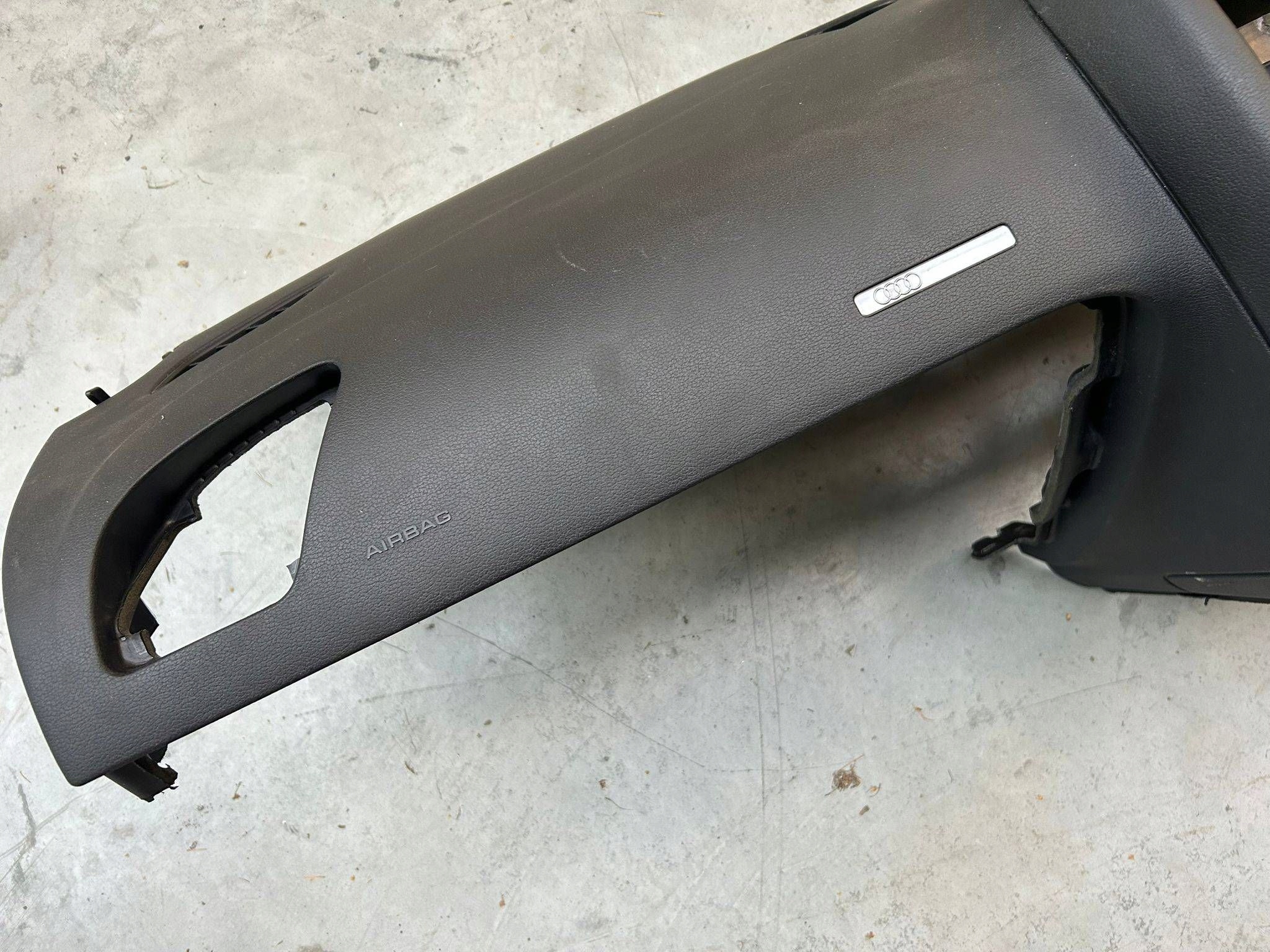 dashboard instrument panel angielska Audi A5 Sportback 8TA 2013 8T2857041