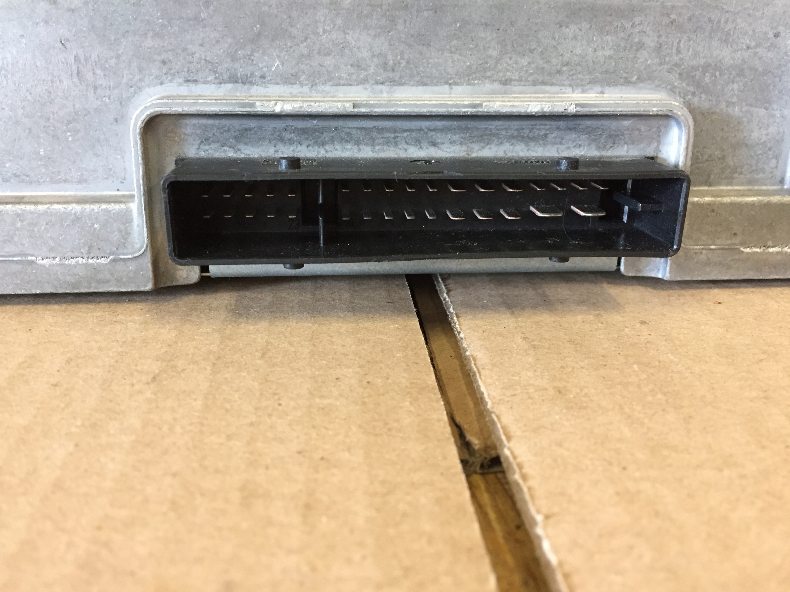 AUDI A4 B8 A5 AMPLIFICATORE AUDIO RADIA 8T0035223J