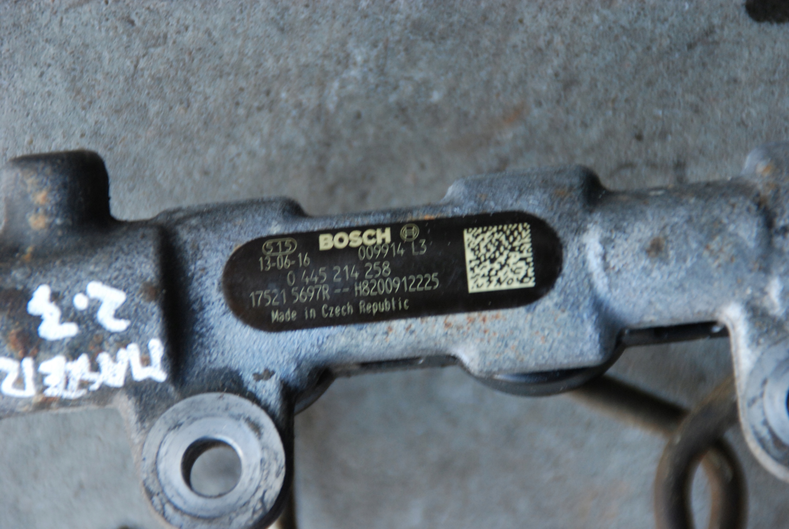 топливная рейка 0445214258 MASTER III 2.3