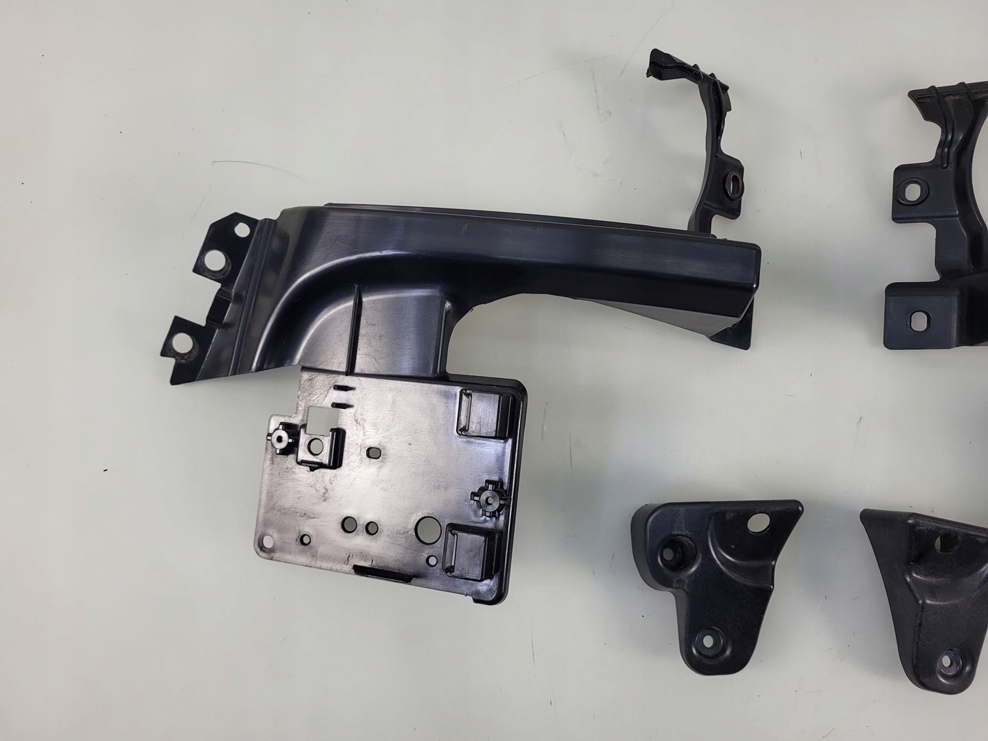 bumper bracket rear part holder left right Range Rover EVOQUE L538 LIFT