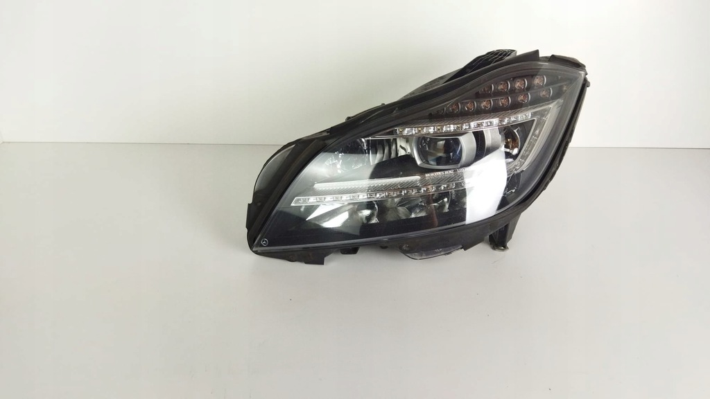 Mercedes W218 CLS Lampa Lewa LED A2188206561