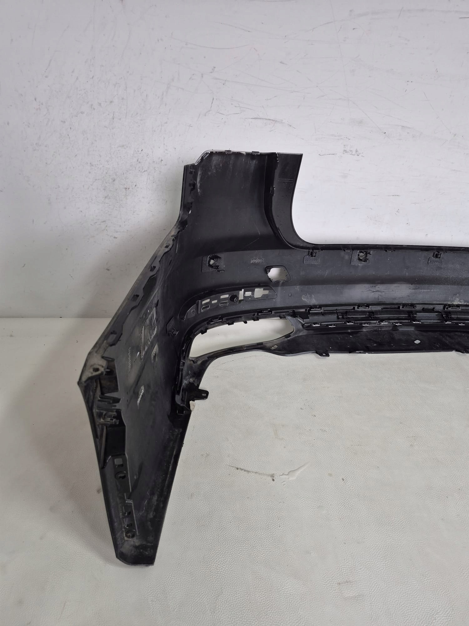 AUDI A6 C8 4K KOMBI 18-25 bumper rear part rear 6XPDC
