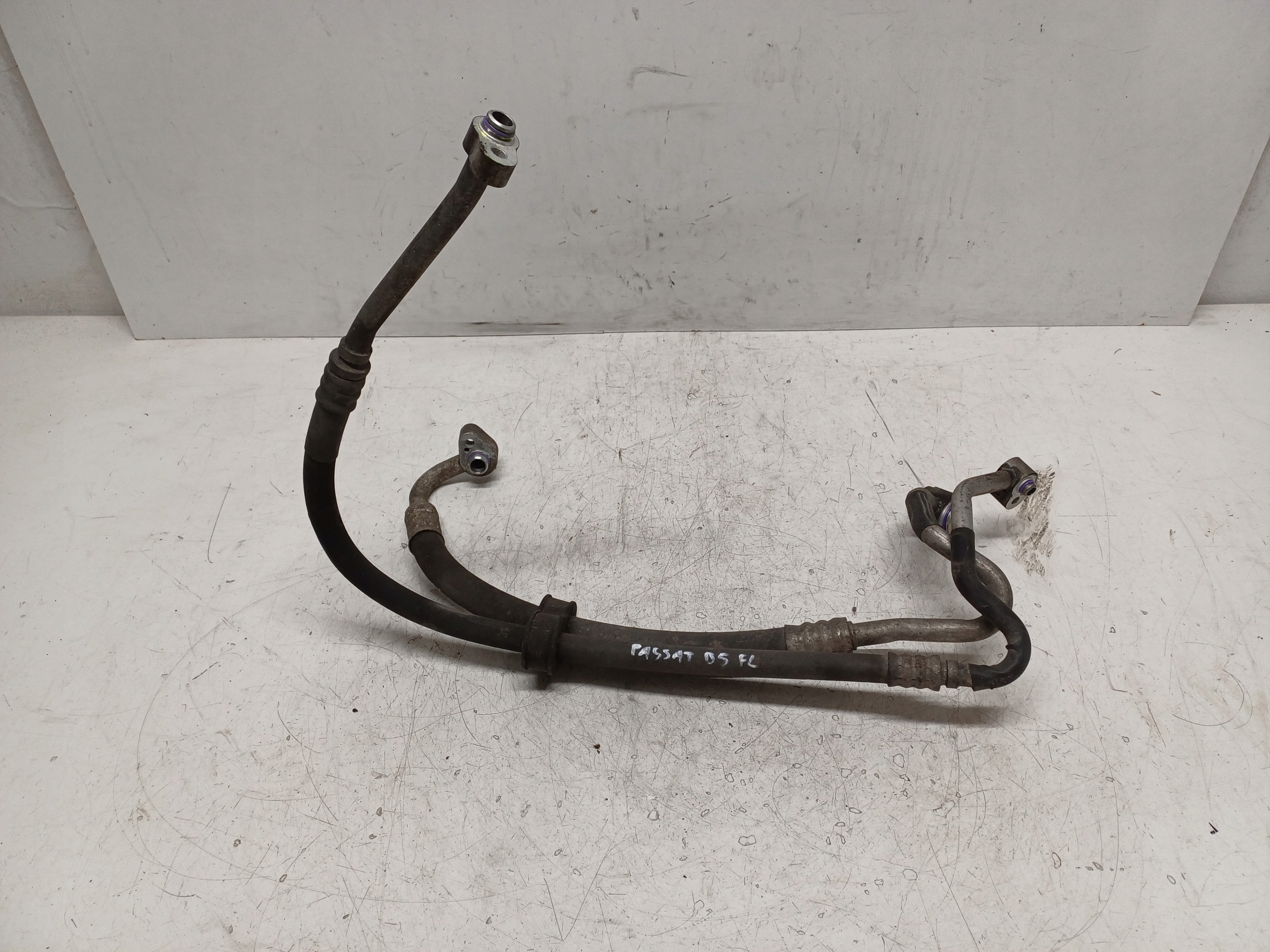 VW PASSAT B5 96-05 1.6 PRZEWÓD WĄŻ KLIMATYZACJI