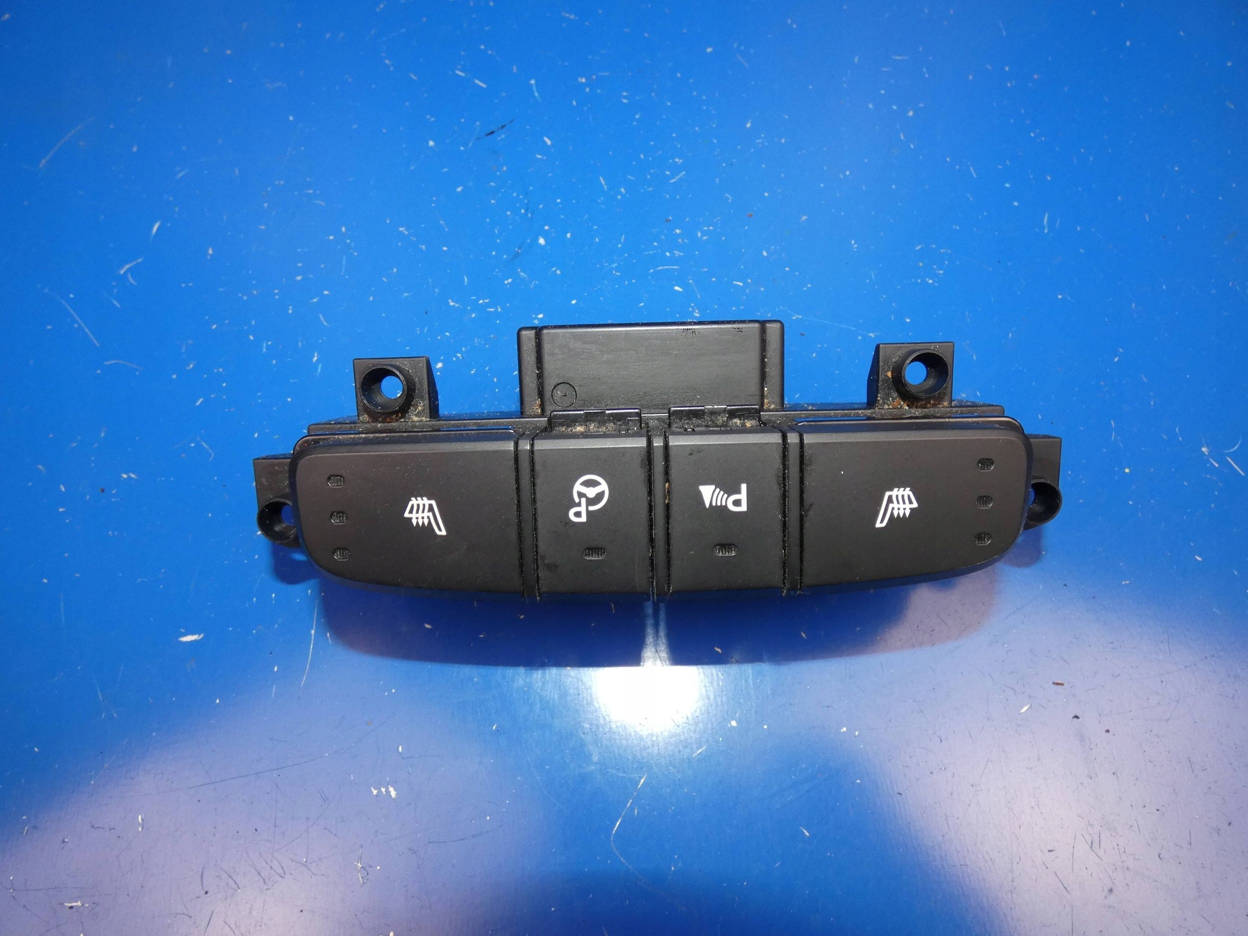 HYUNDAI SANTA FE III 2012- PANEL button GRZANIA seats