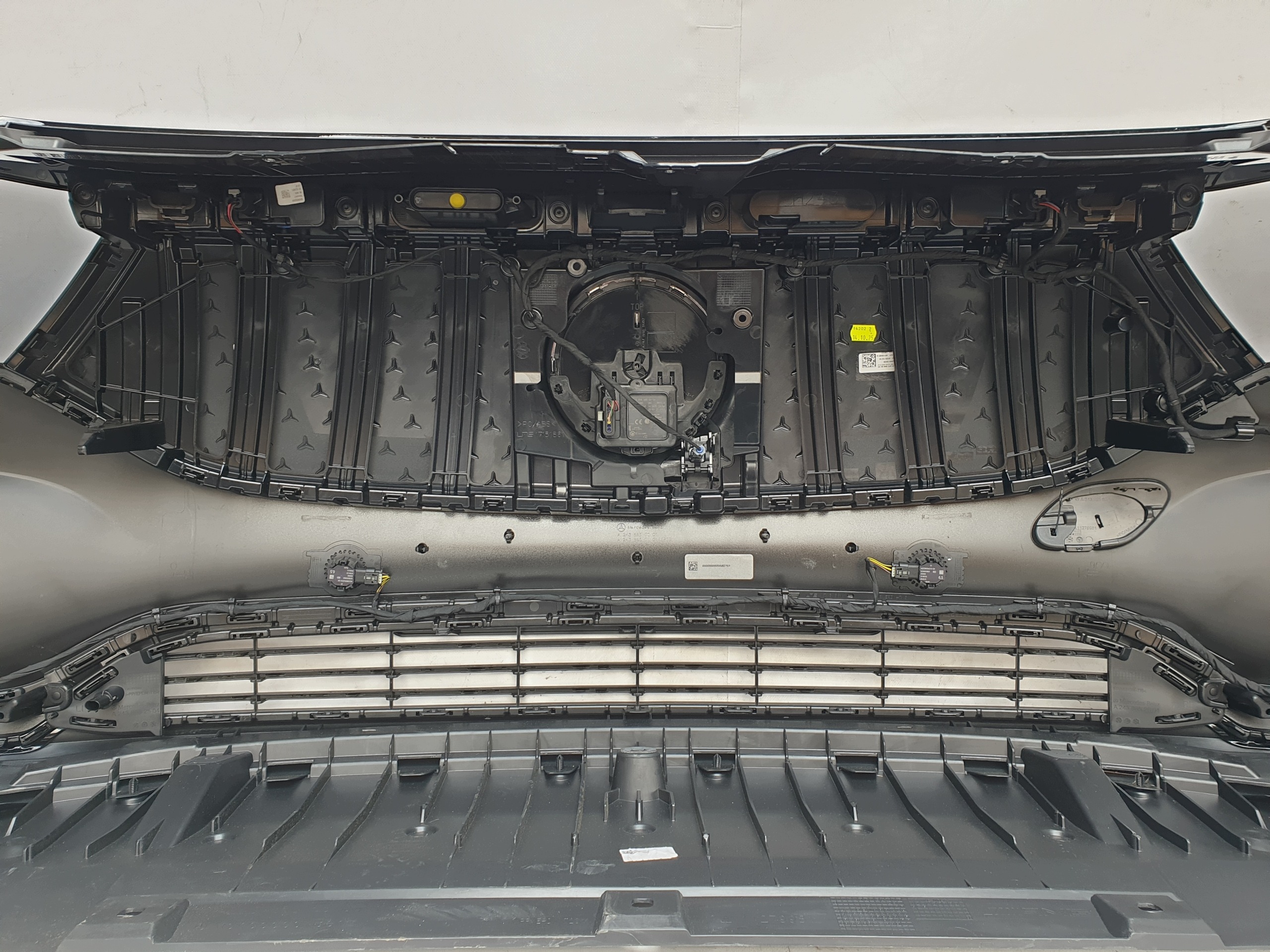 MERCEDES EQA W243 LIFT 23- bumper front front PDC RADAR A2438850001