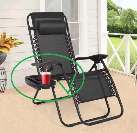Leżak Zero Gravity fotel ogrodowy z podstawką Cechy dodatkowe uchwyty na napoje