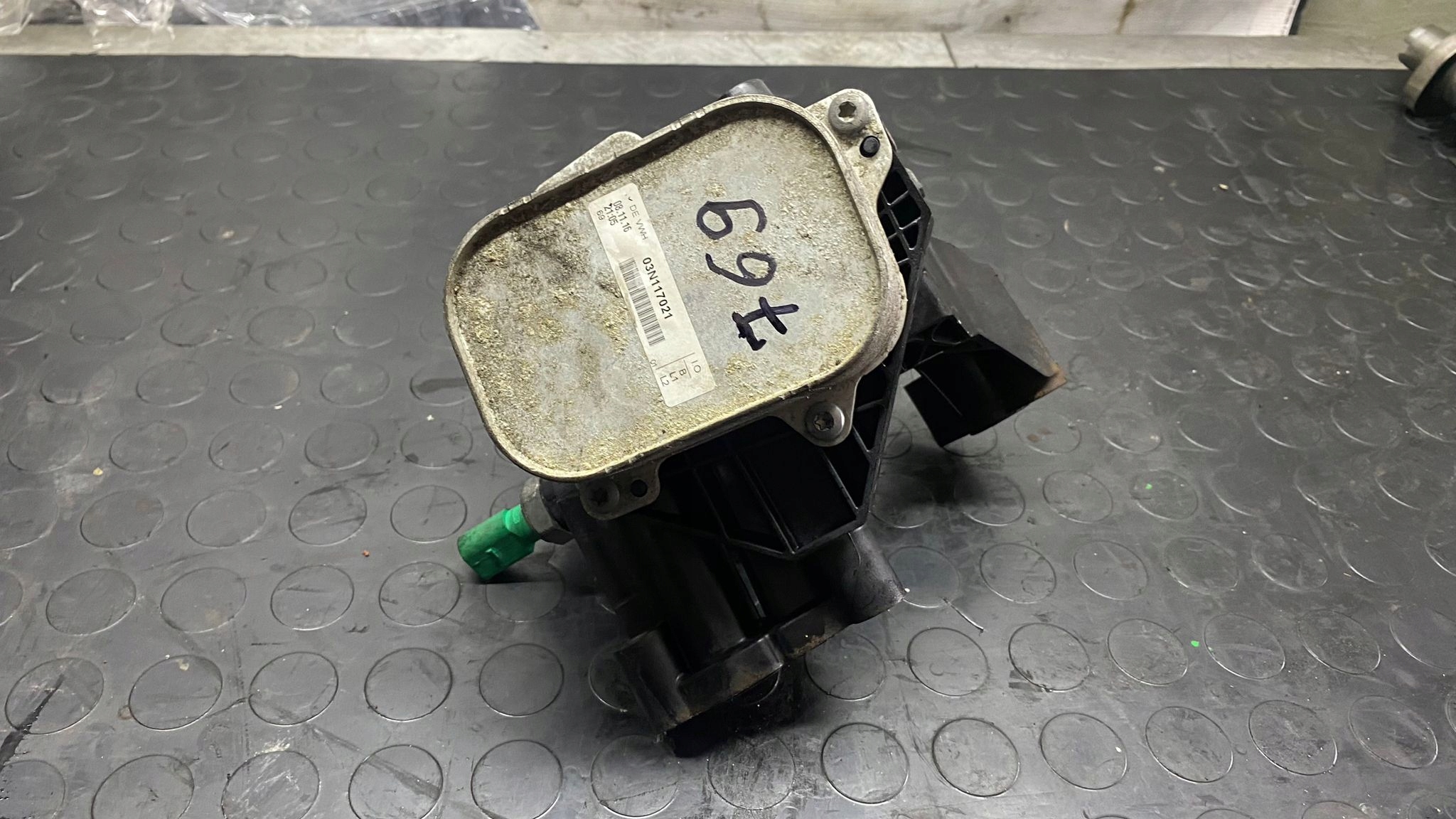 CHŁODNICA OLEJU AUDI 1.6 TDI CXM #769