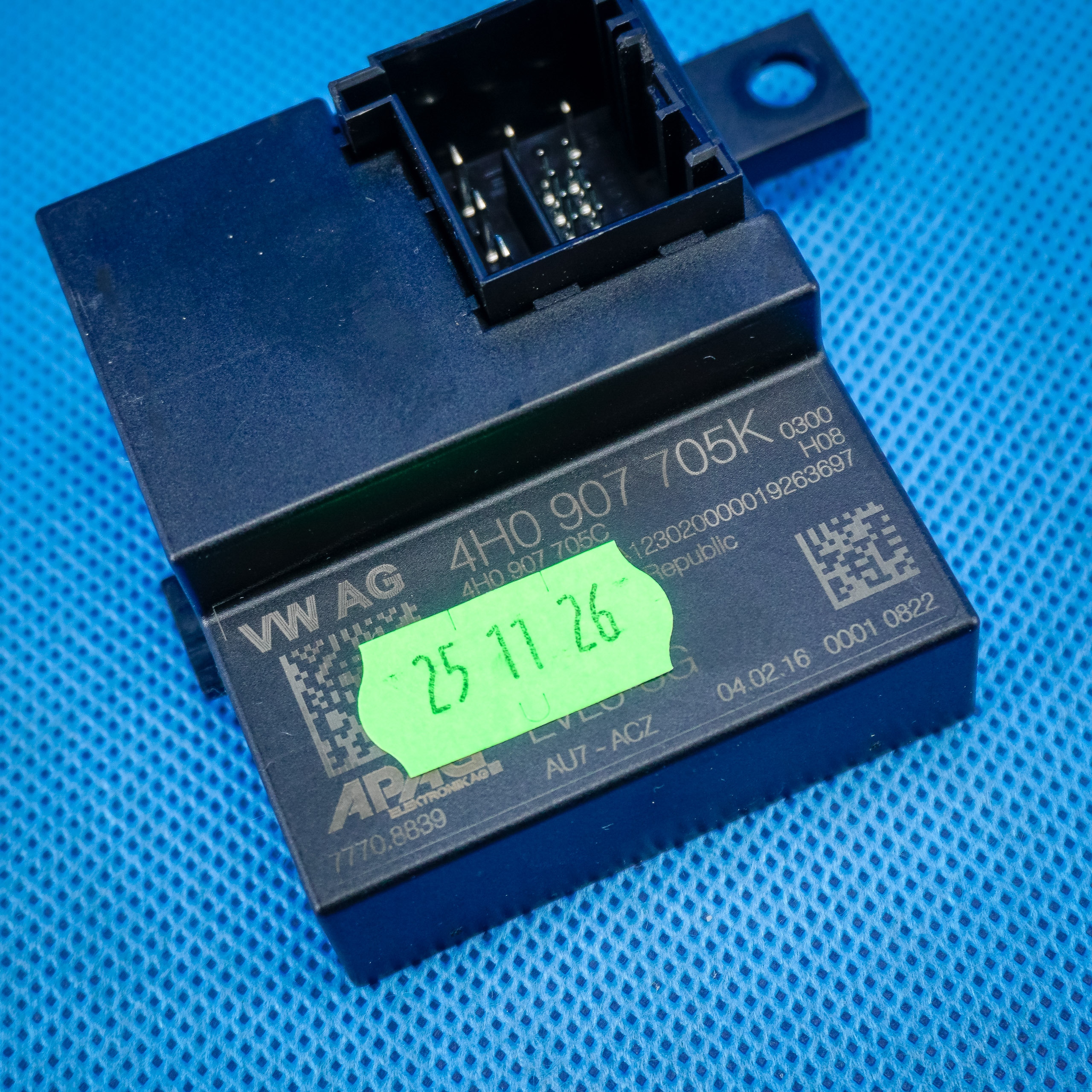 unité de commande électronique uce du volant volant Audi A6 4G A7 4G8 A8 4H 4H0907705K
