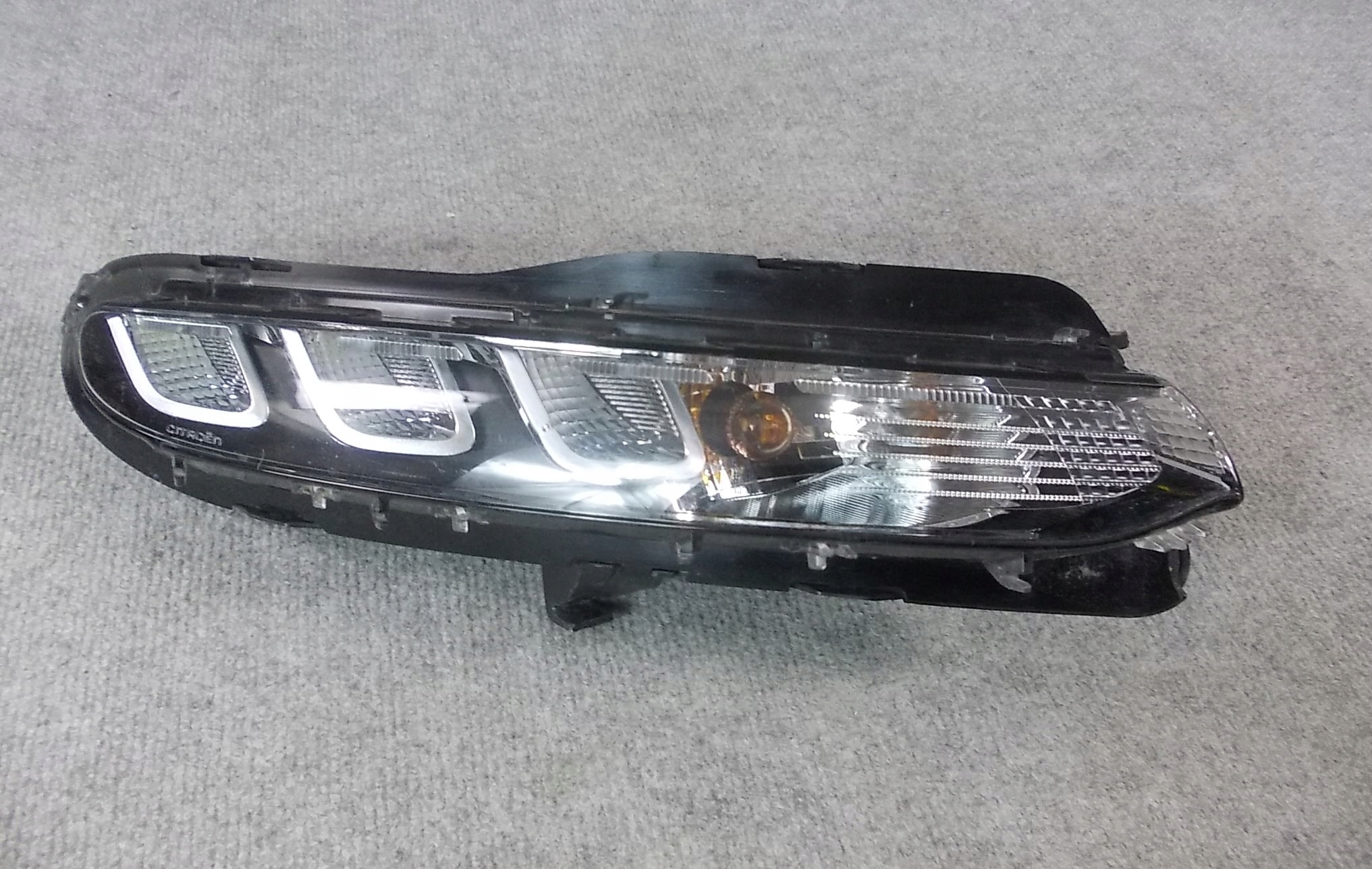 CITROEN C3 III правий DRL LED 9819435580