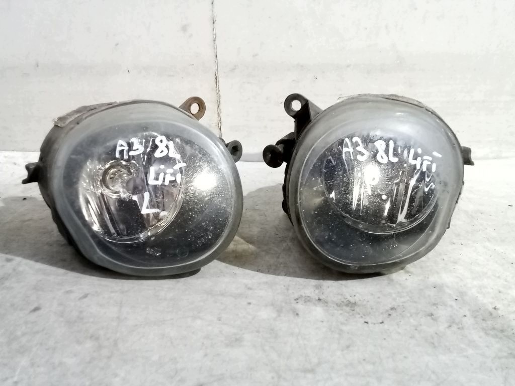 Audi A3 8L lift Nebelscheinwerfer rechts und links