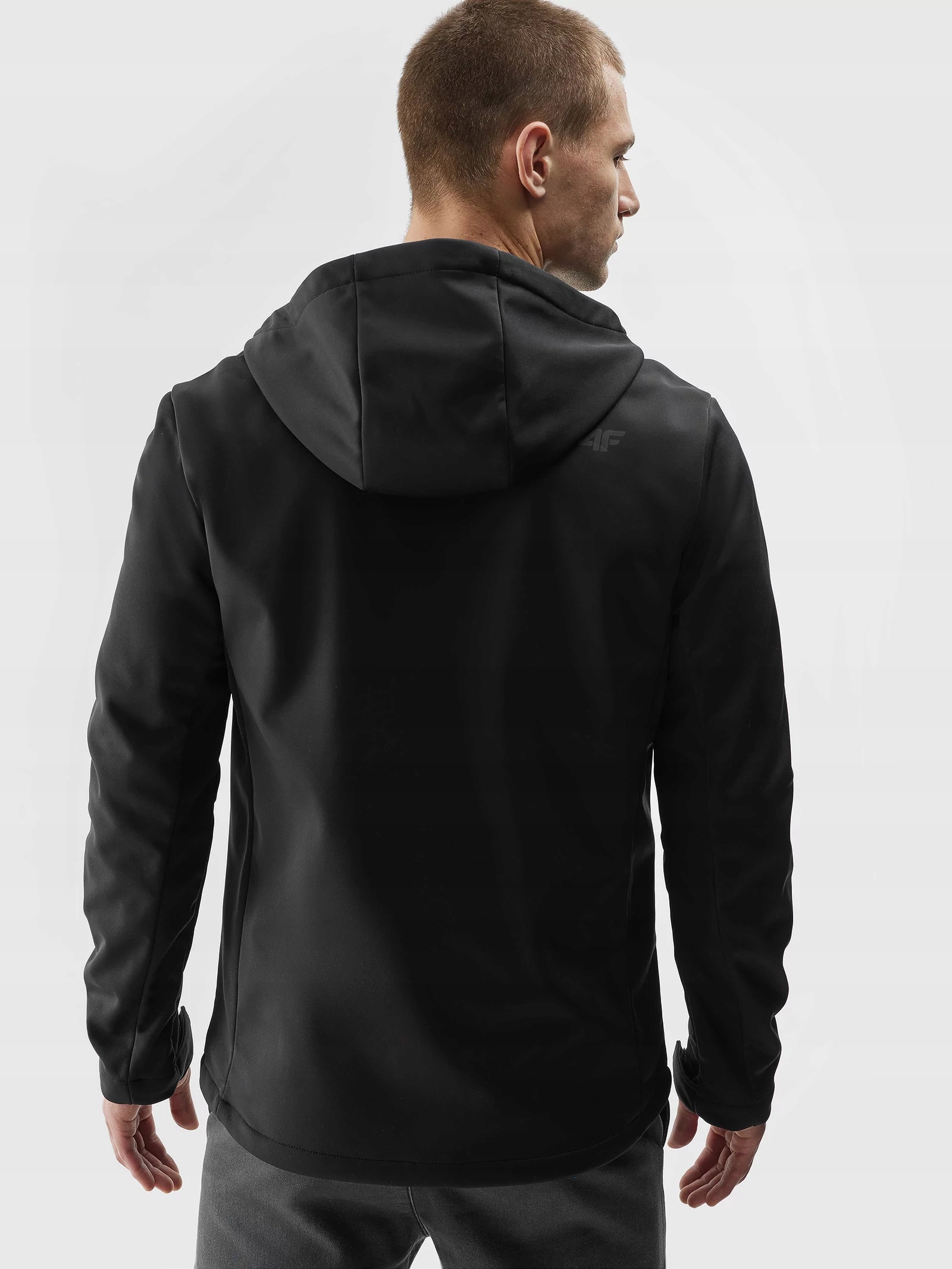 4F KURTKA MĘSKA SOFTSHELL WIATROODPORNA PRZEJŚCIOWA MEMBRANA 5000 Rozmiar XL