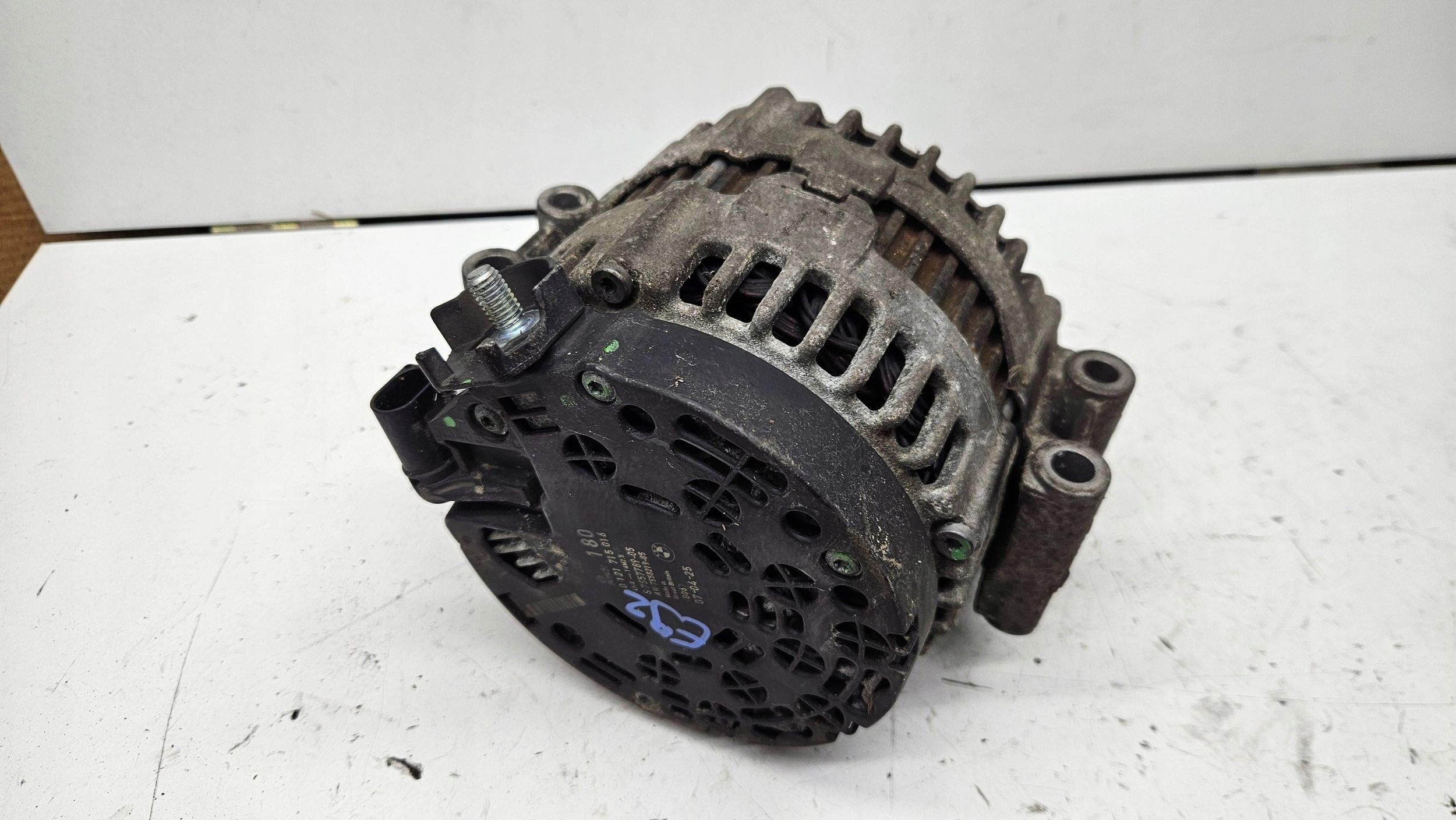 BMW 3 E92 E93 3,0D 180A Alternator 7557789