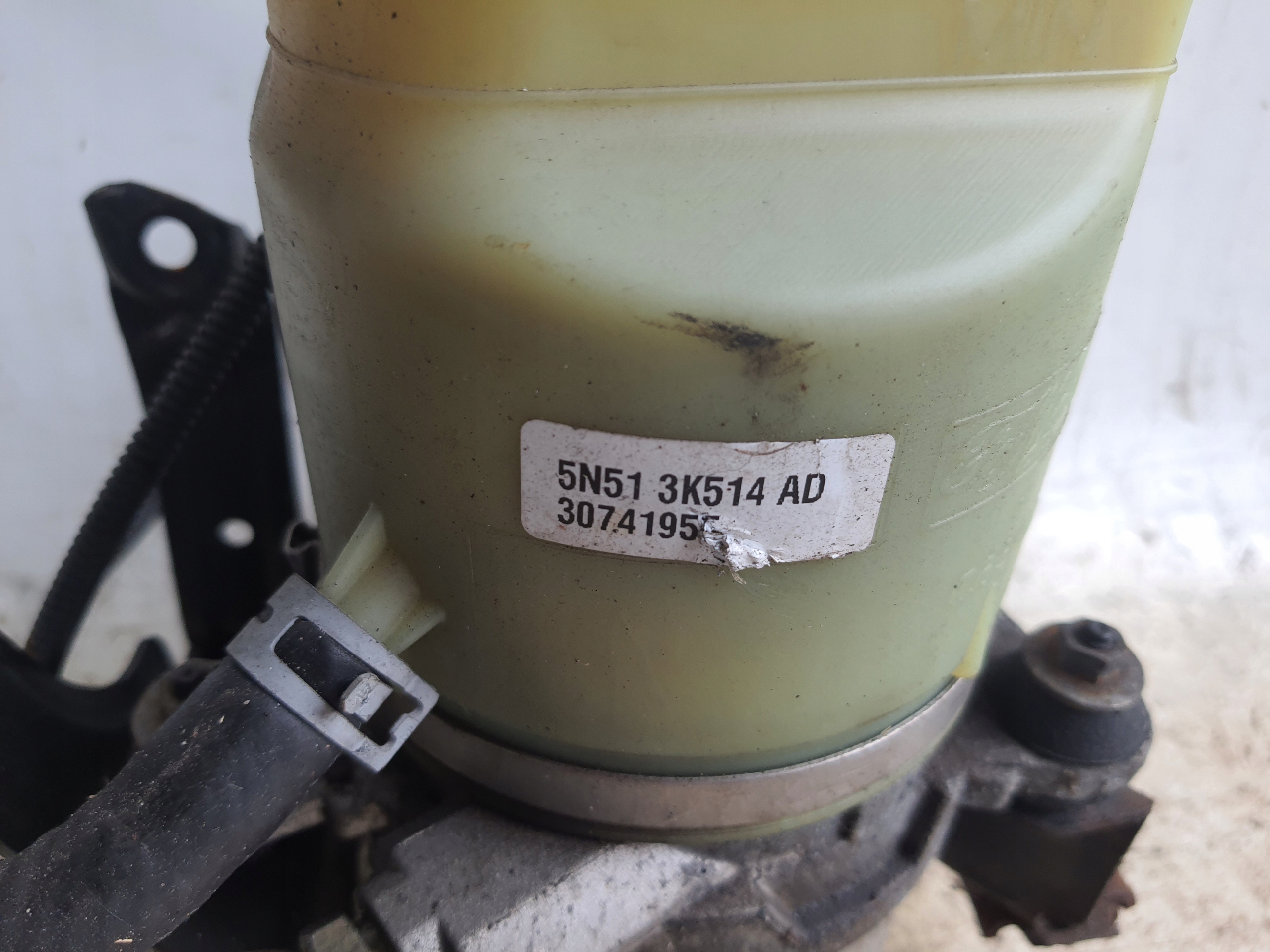 VOLVO Pompa servosterzo 5N51-3K514-AD