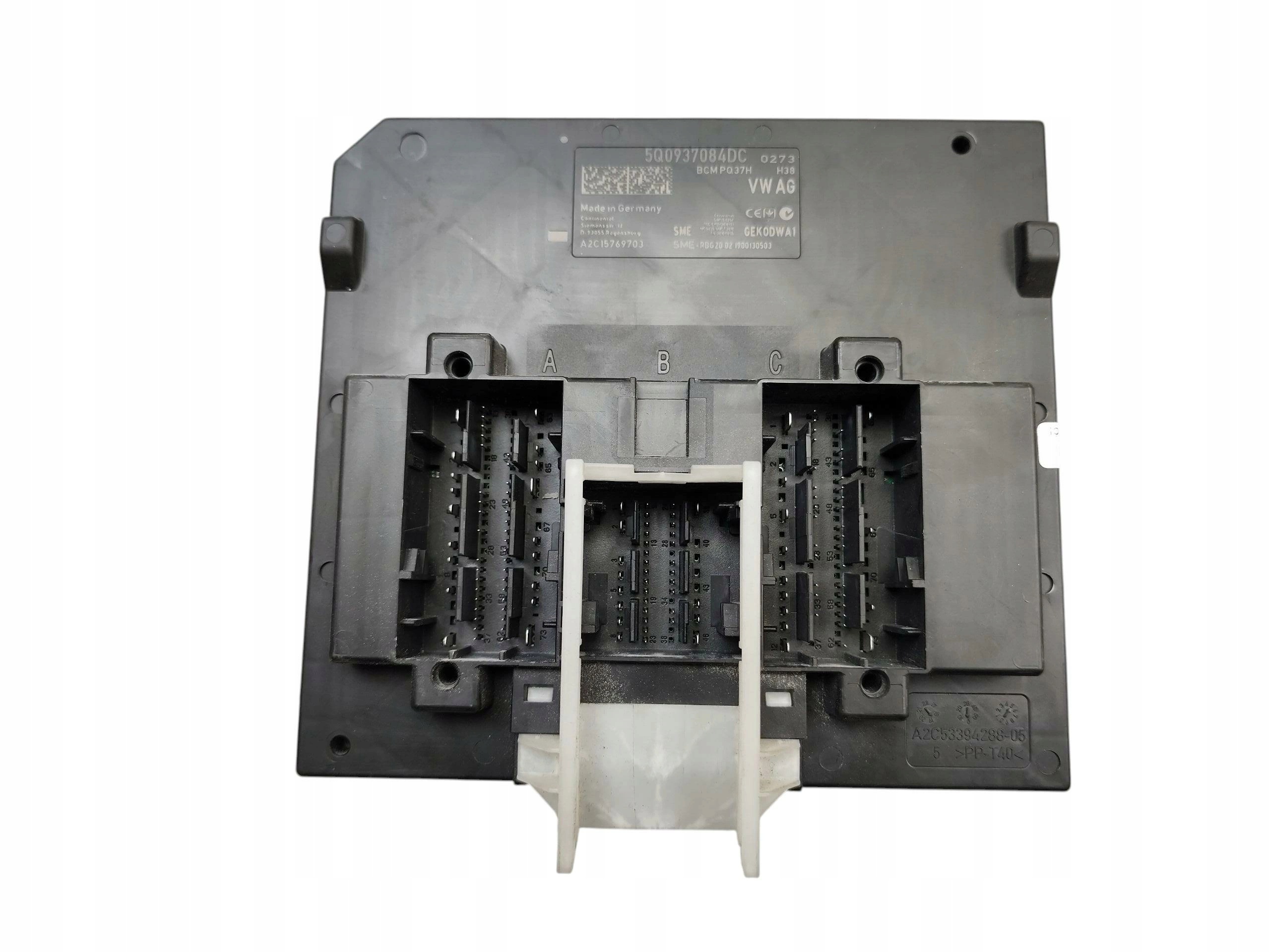 control unit comfort control unit BCM OCTAVIA III GOLF VII A3 8V TIGUAN 5Q0937084DC