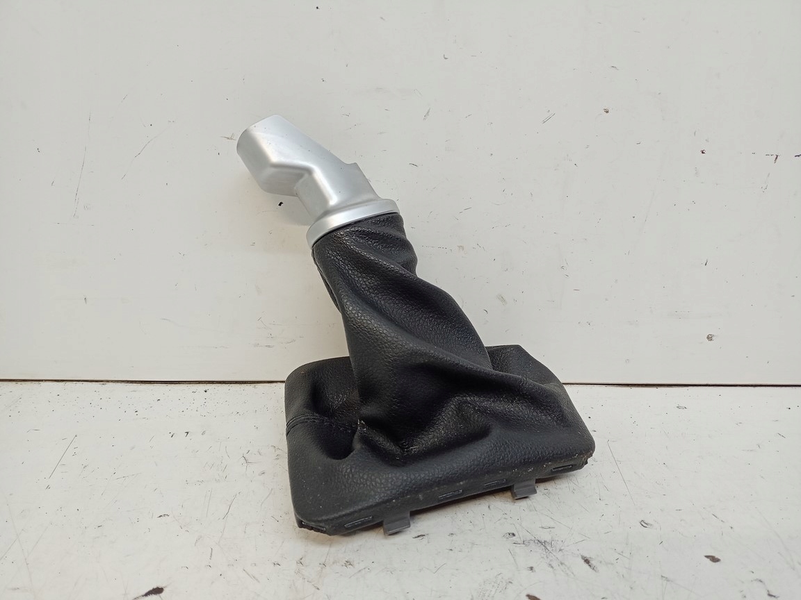 KIA VENGA Schaltmanschette Leder 2009