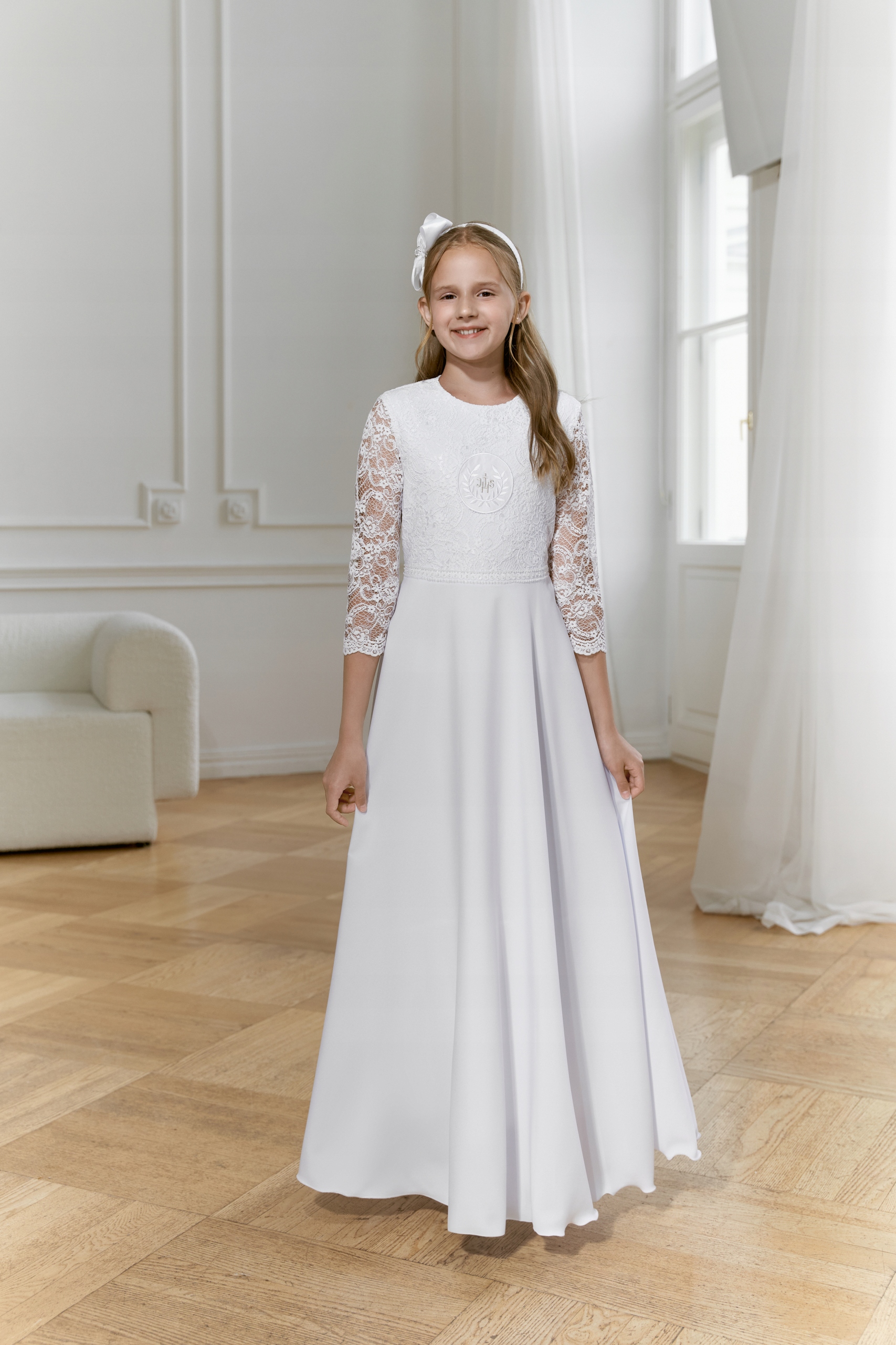 Alba Komunijna PM534 – Biała Suknia dla Dziewczynki na Pierwszą Komunię