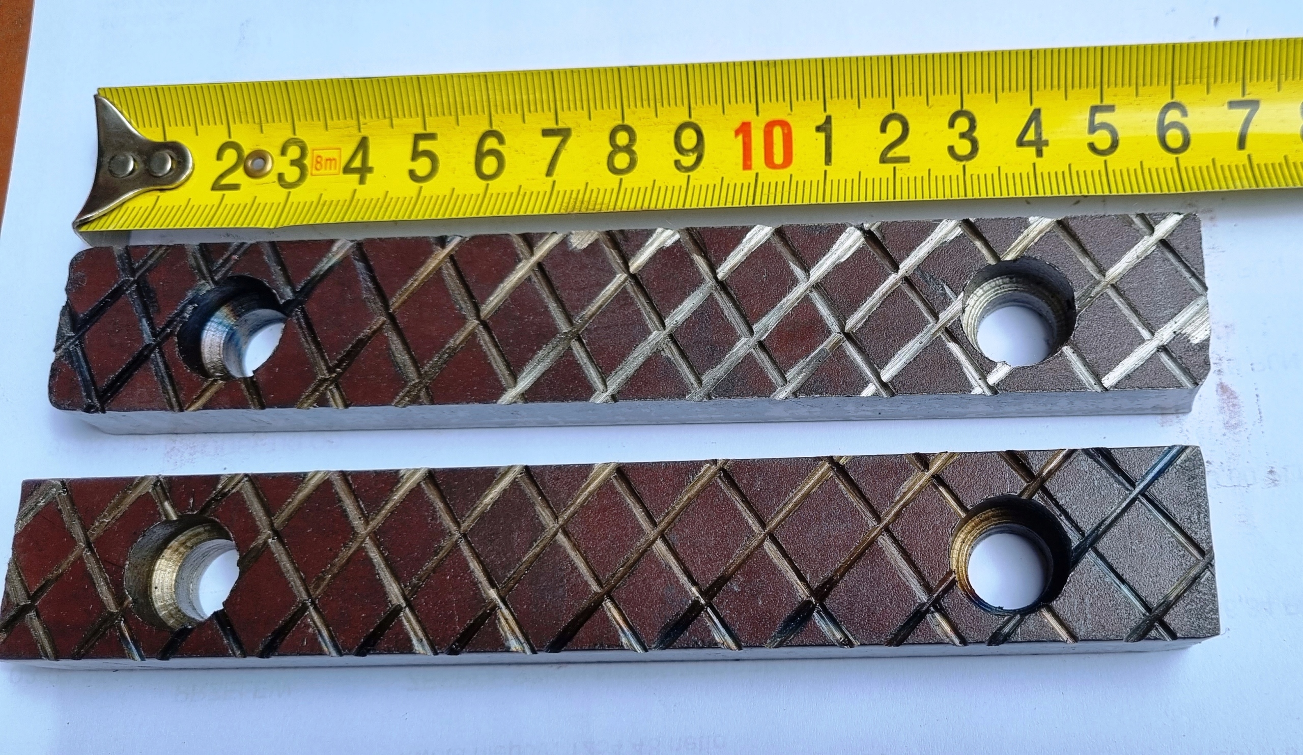 Szczęki nowe do imadła ręczne utwardzane okładzina 160x25x14