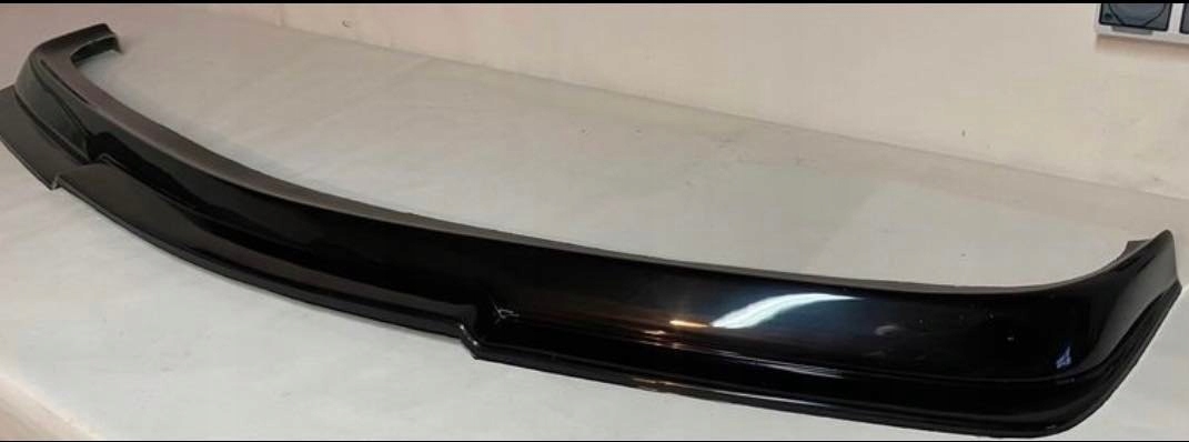 BMW 3 E36 DOKŁADKA ZDERZAKA SERYJNEGO BMW E36 DOKŁADKA PRZEDNIA Producent części Inny