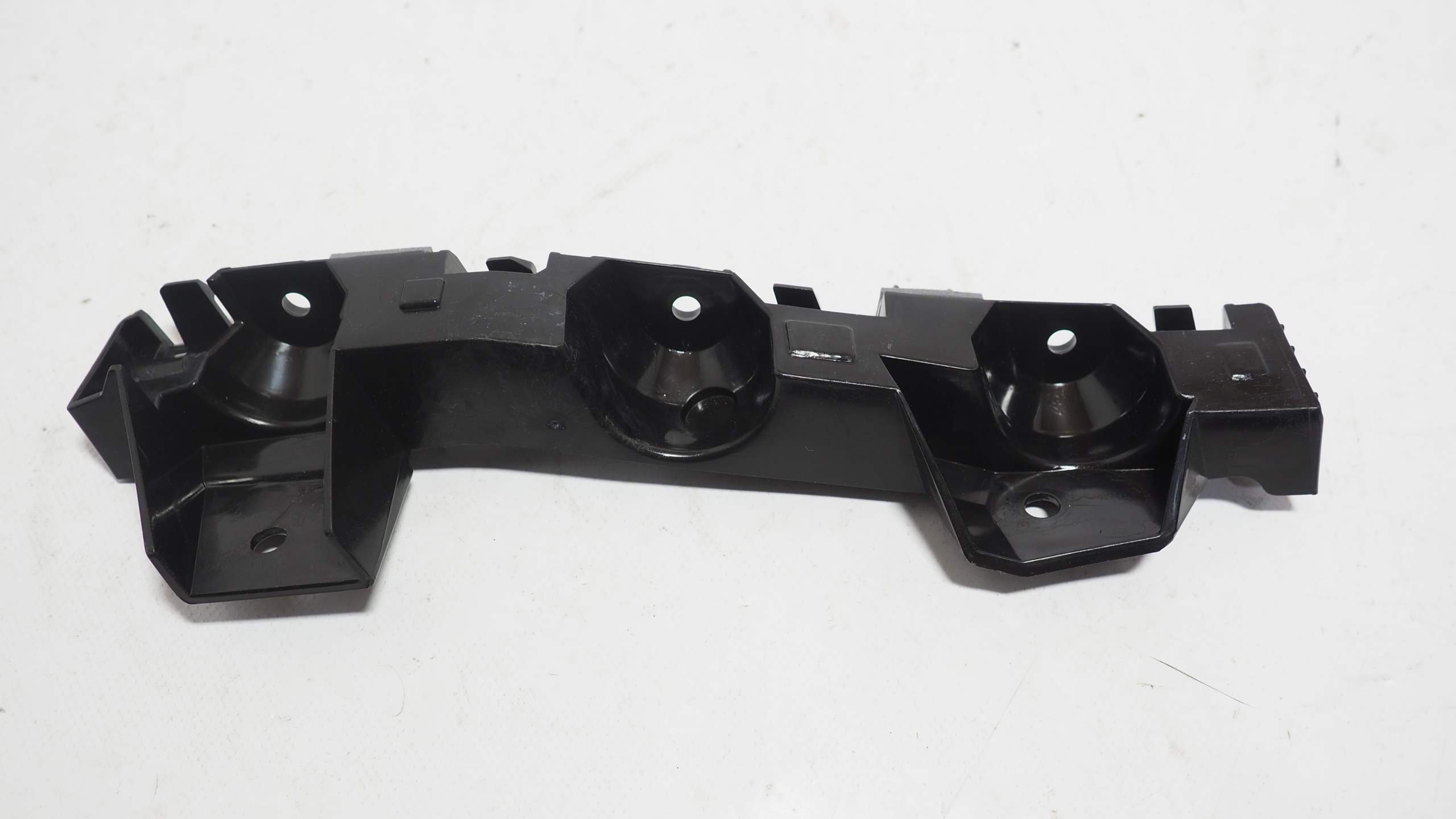 Renault Captur II bumper bracket left rear part 850456579R