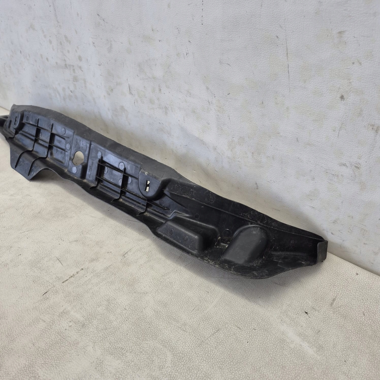 KIA VENGA 09-19 holder support right front