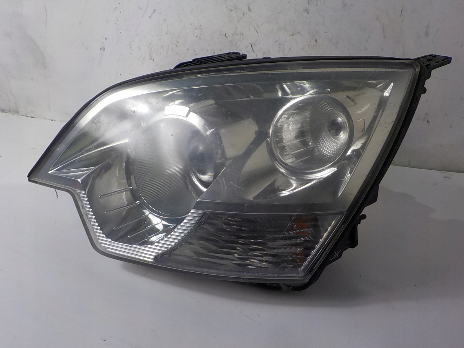 OPEL ANTARA XENON light left front front UK