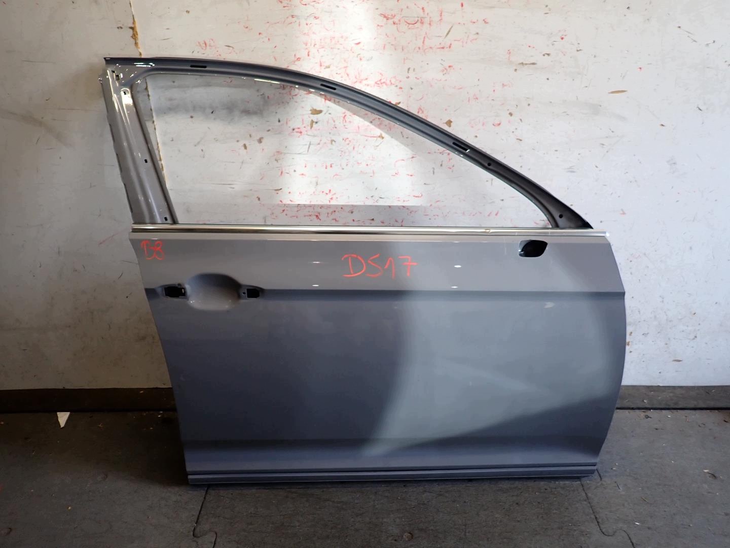 door front front right VW PASSAT B8 2014- 3G0831312L