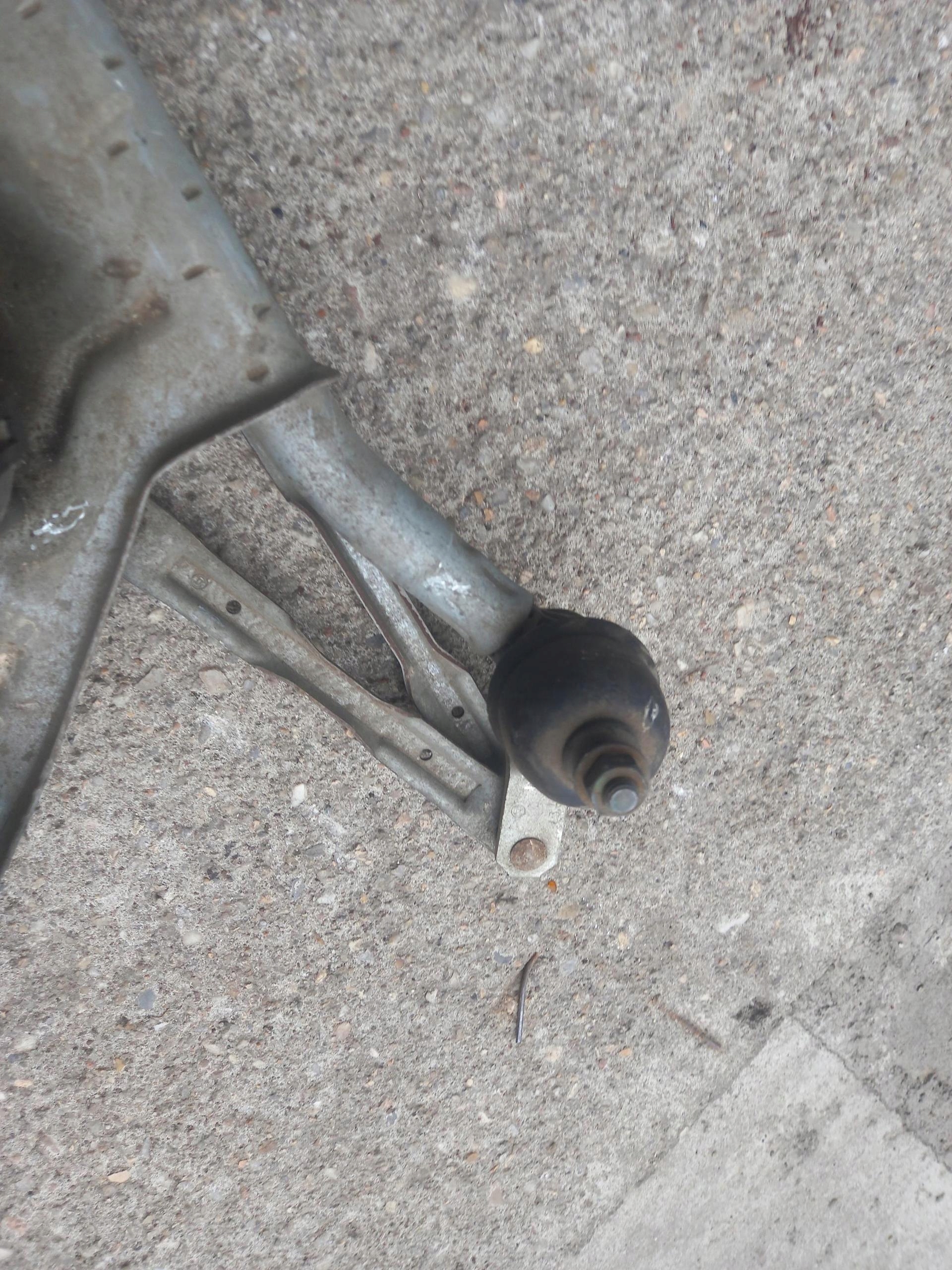 wiper mechanism front DACIA SANDERO and EU