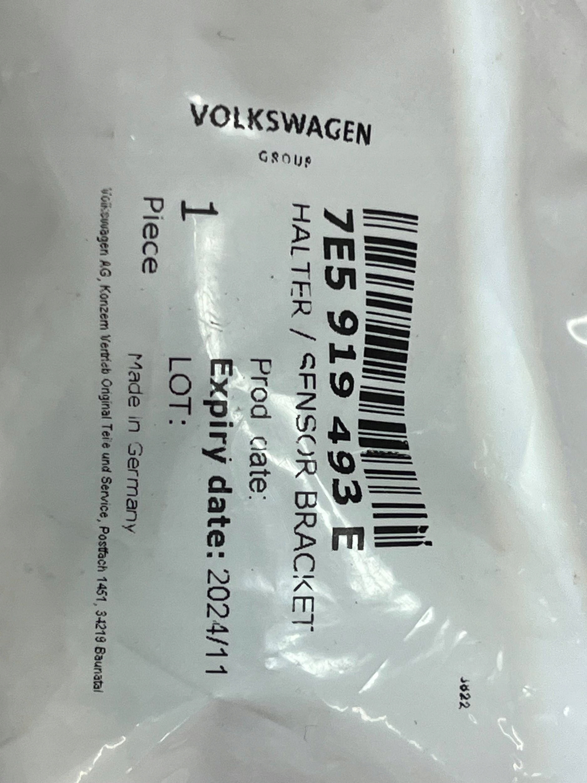 úchyt senzoru PDC předek Volkswagen Transporter - Caravelle T5 7E5919493E