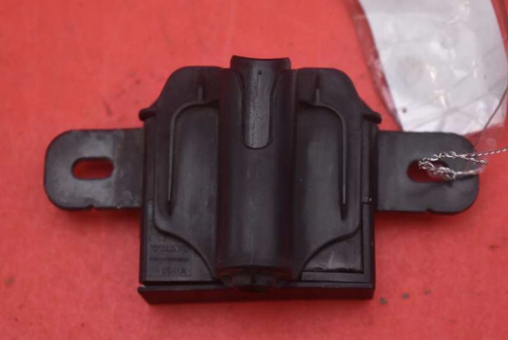 bonnet latch lock VOLVO V60 1 and 10-13