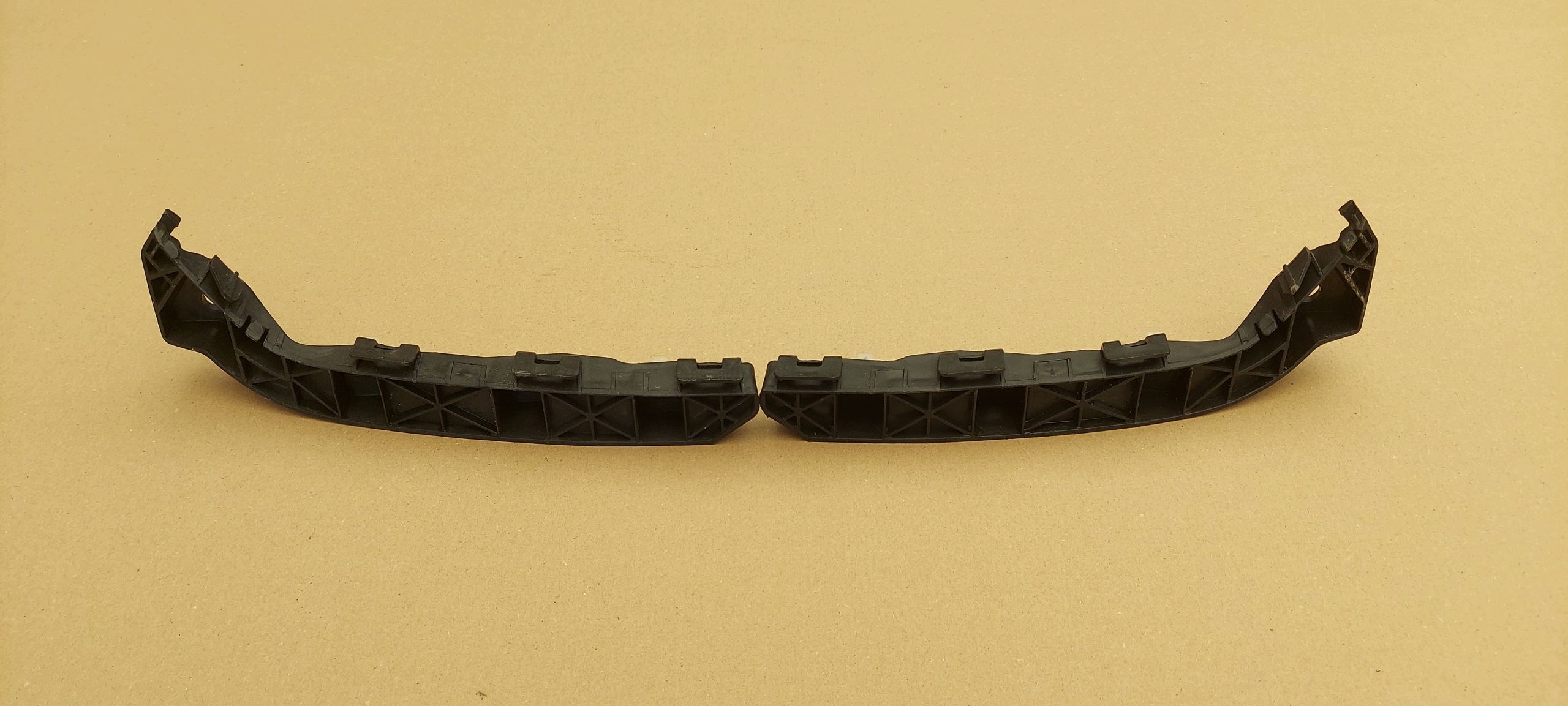bumper bracket right front HYUNDAI I40 11-19 86516-3Z000