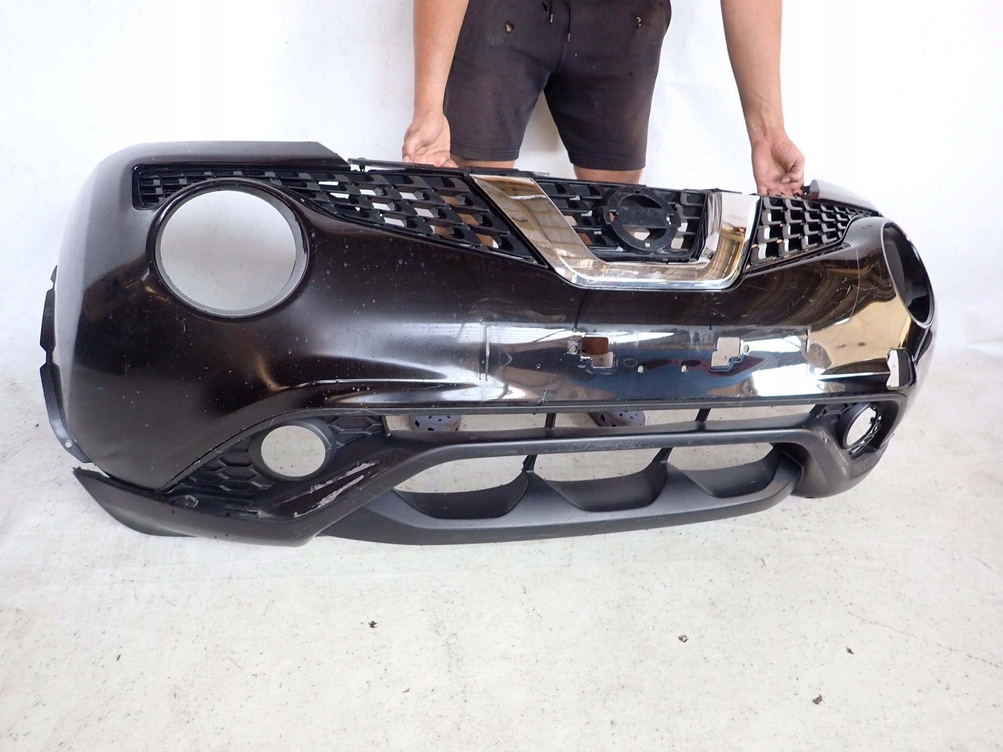 NISSAN JUKE and 1 LIFT 14-19 bumper front front