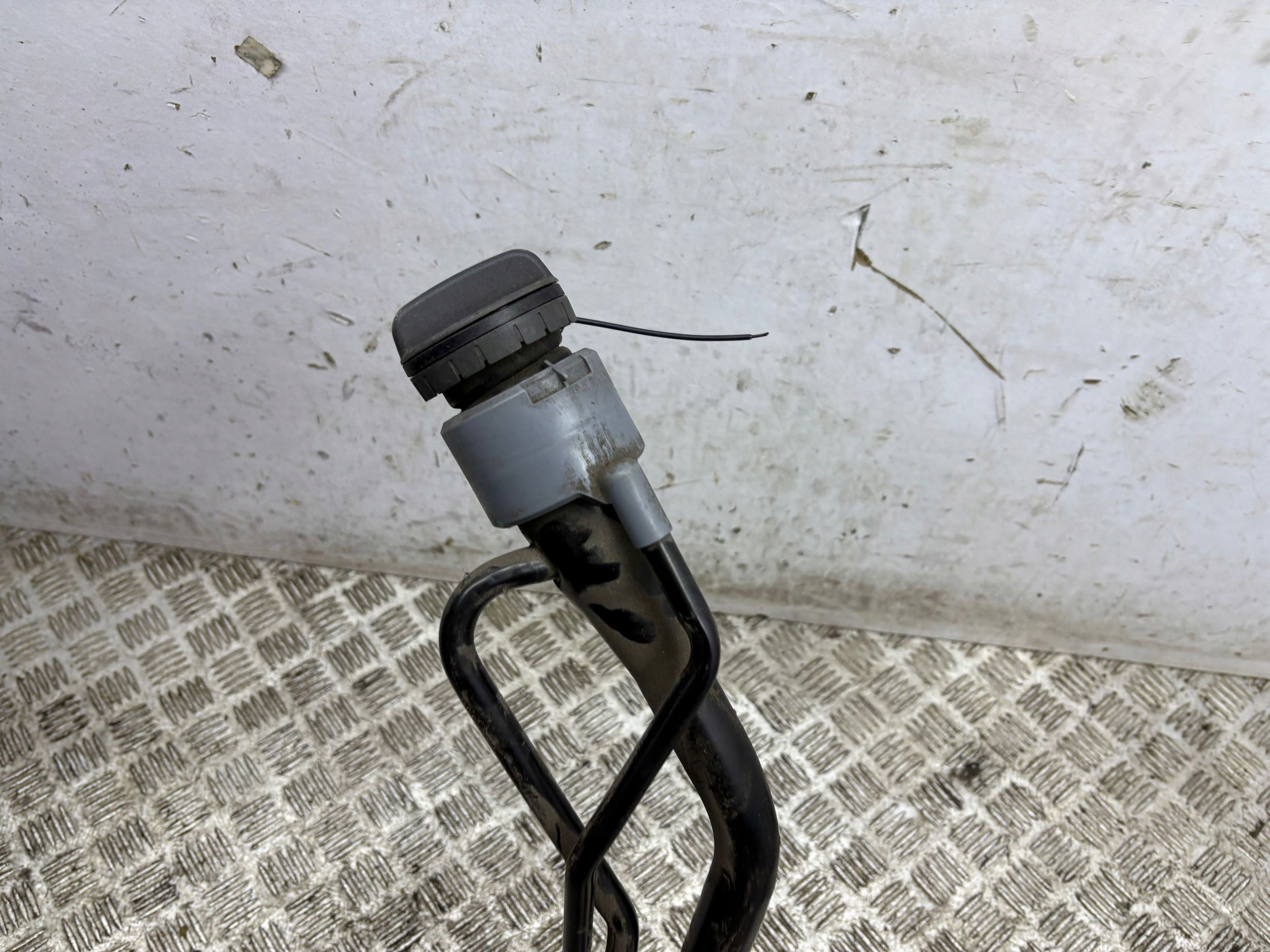 Lexus RX 450H 2020 Wlew paliwa Producent części Lexus OE