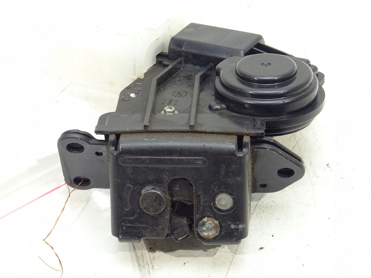 ЗАМОК ЗАДНІХ ДВЕРЕЙ LAND CRUISER 200 07-22