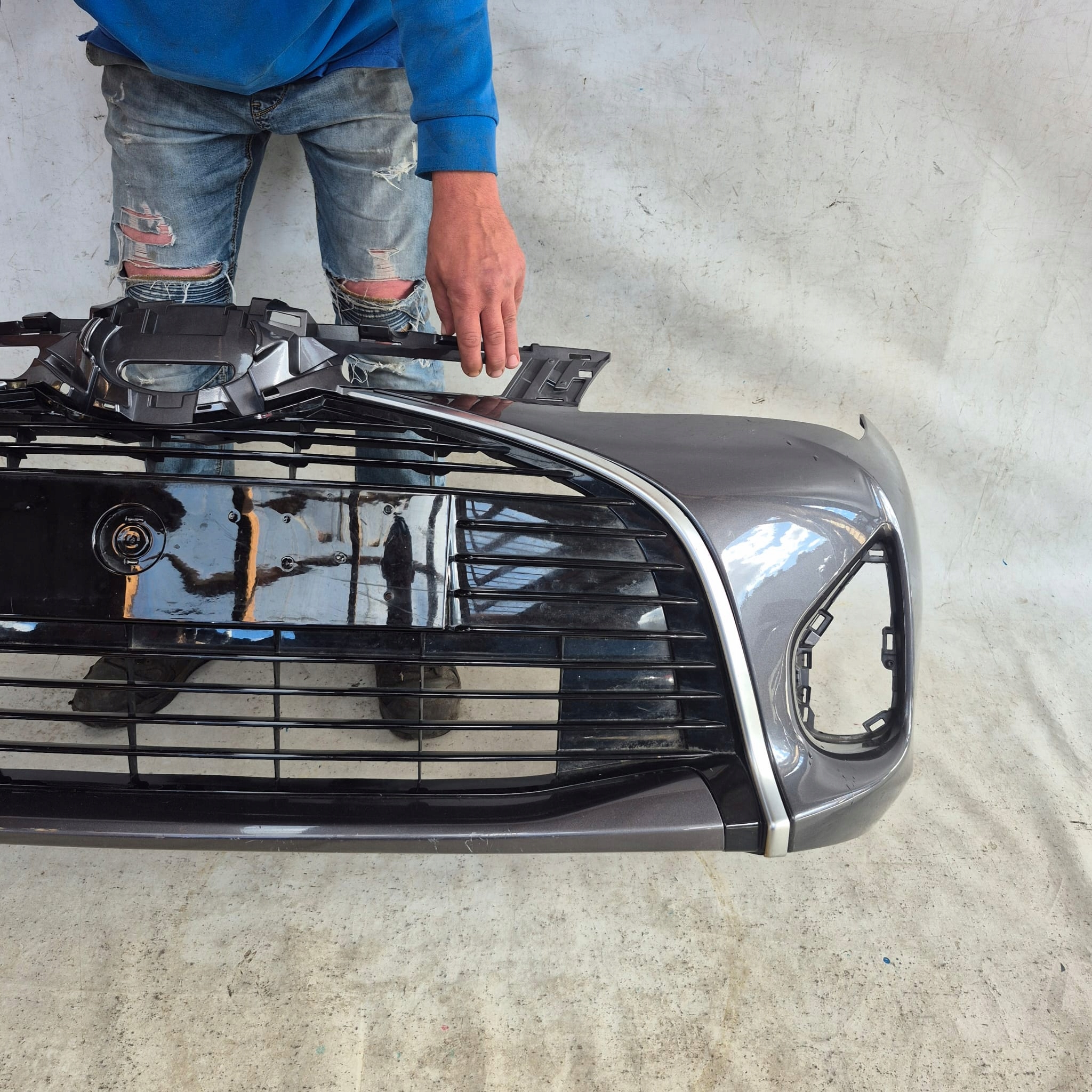 TOYOTA YARIS III 3 LIFT 14-17 bumper front front