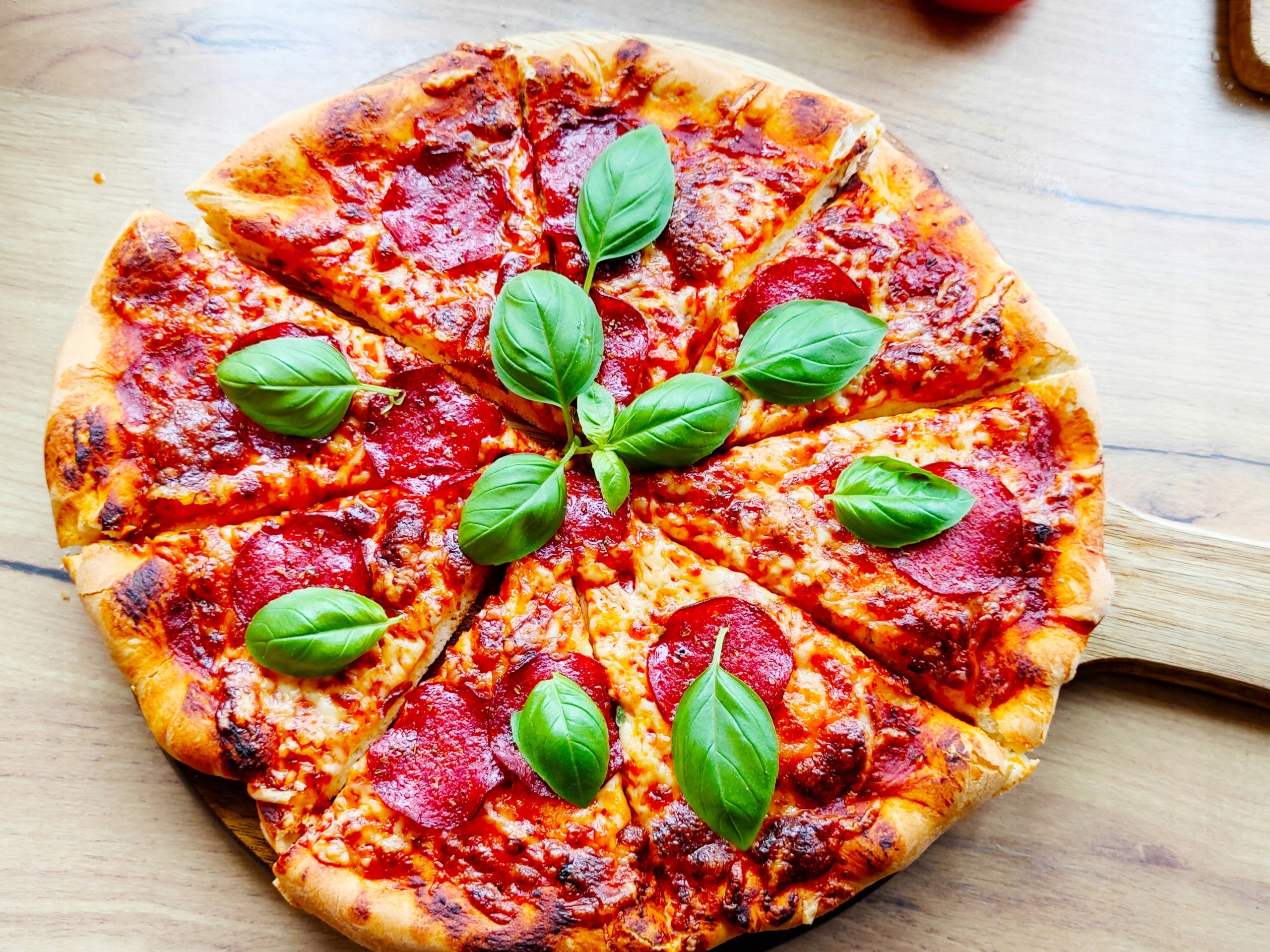 ZESTAW DESKA DO PIZZY + ŁOPATKA + NÓŻ + GRATIS! Długość 40 cm