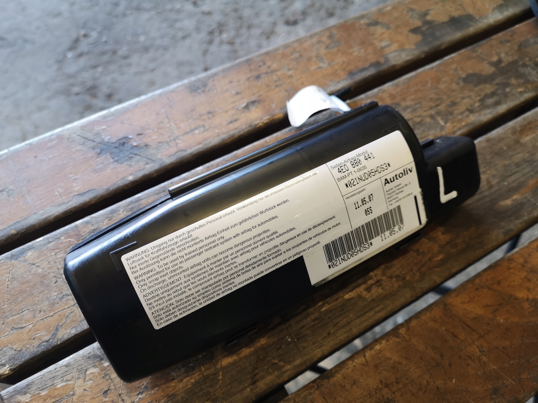 подушки безопасности дивана Audi OE 4E0880441