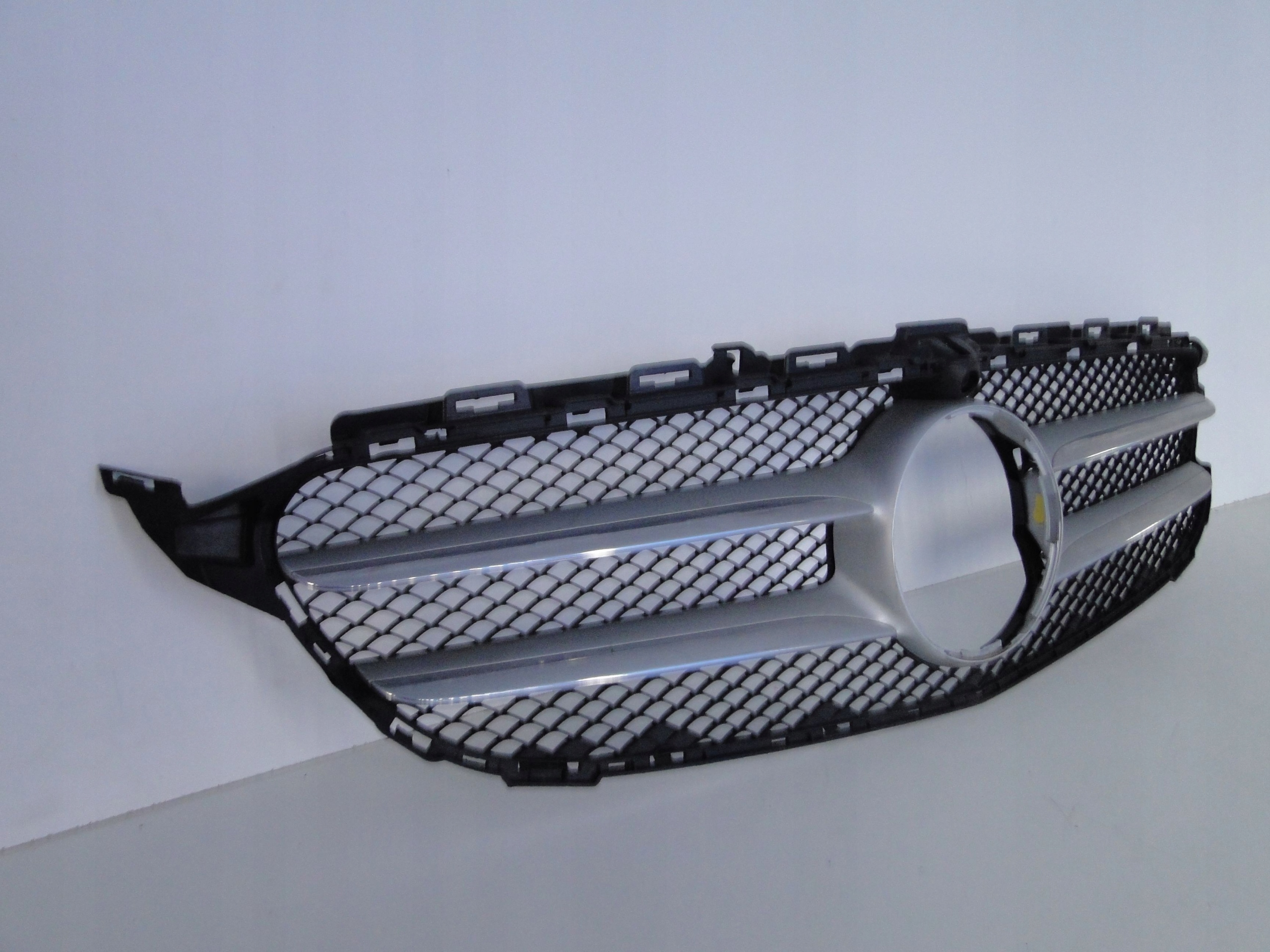 MERCEDES C 205 W205 GRILL ATRAPA ZDERZAKA AMG Typ samochodu Samochody osobowe