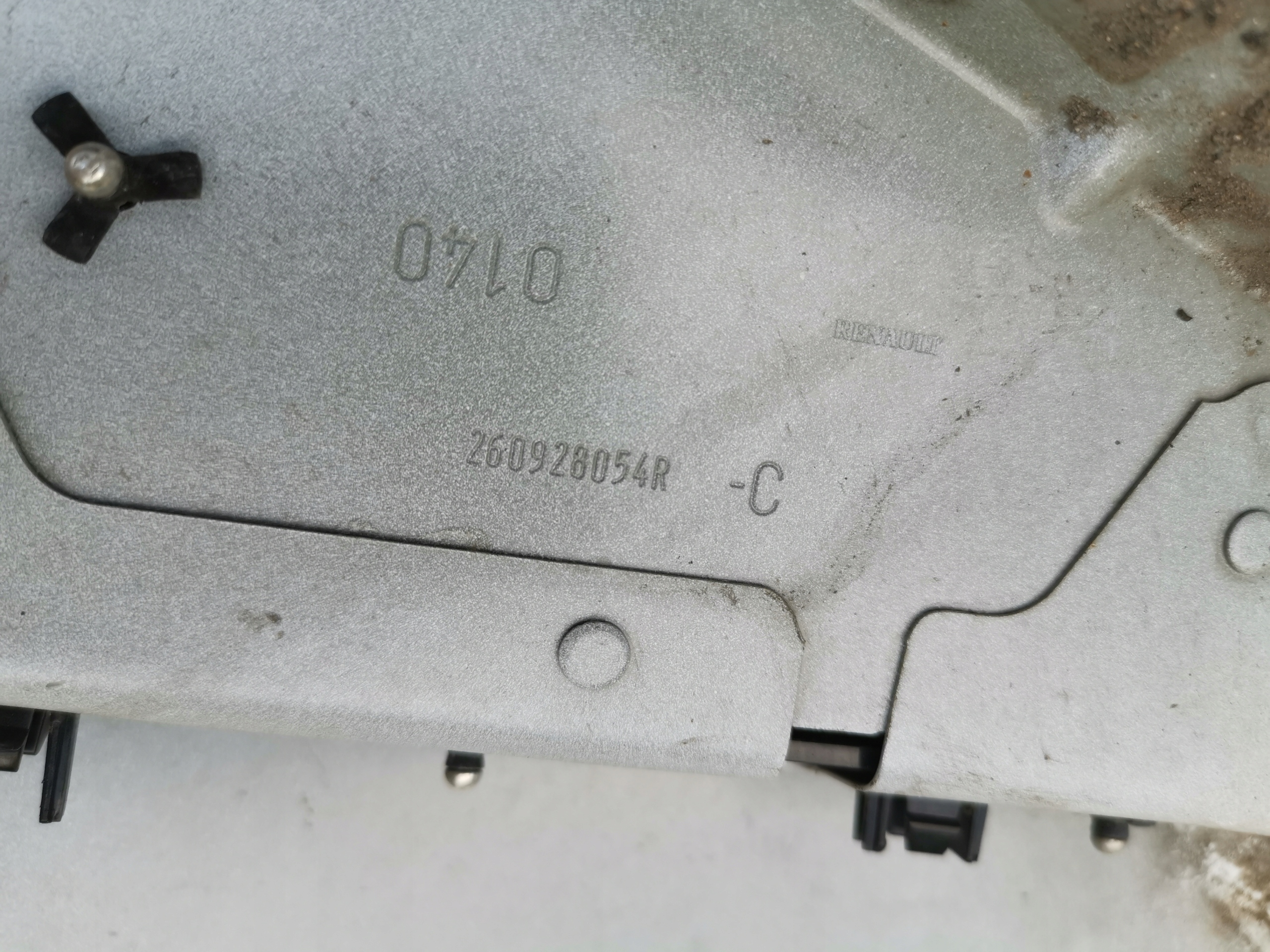 RENAULT MASTER IV 4 blatník levý předek přední