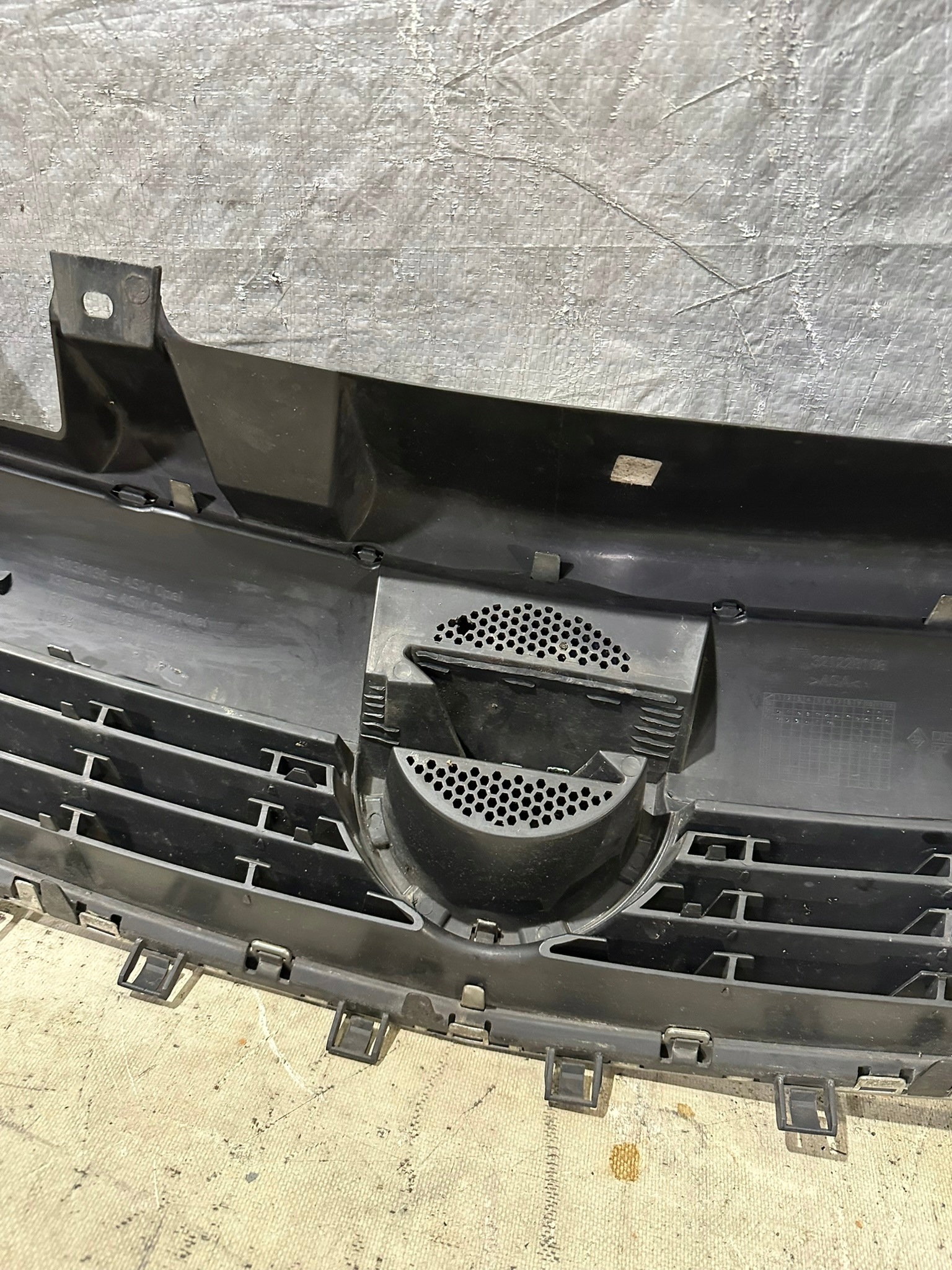 Grill Grill OPEL ZAFIRA B 2006R. 13136136