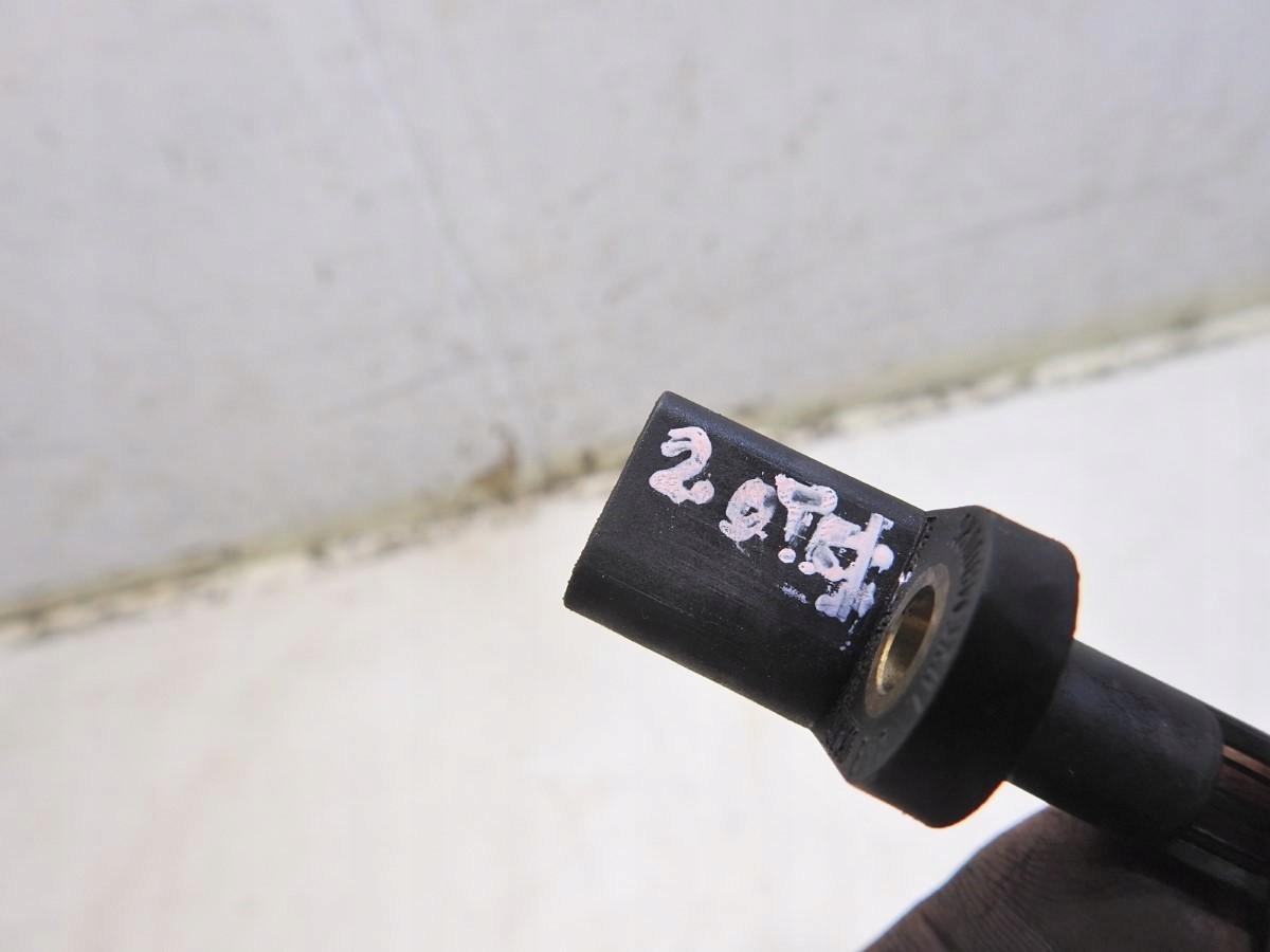 CZUJNIK TEMPERATURY AUDI A4 B7 06B905379C Numer katalogowy części 06B905379C