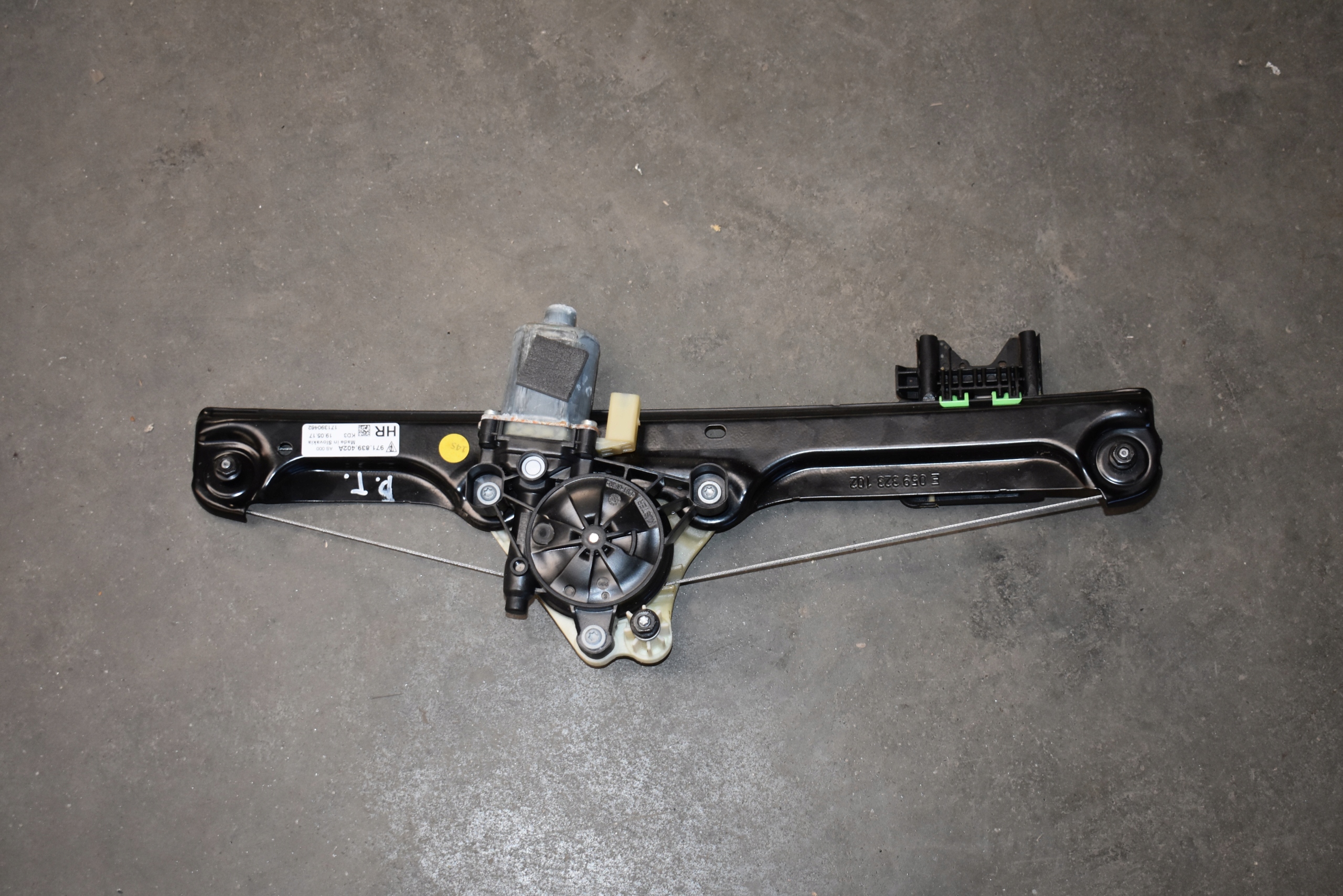 IDEALNY window regulator right rear part rear PORSCHE PANAMERA 971 1
