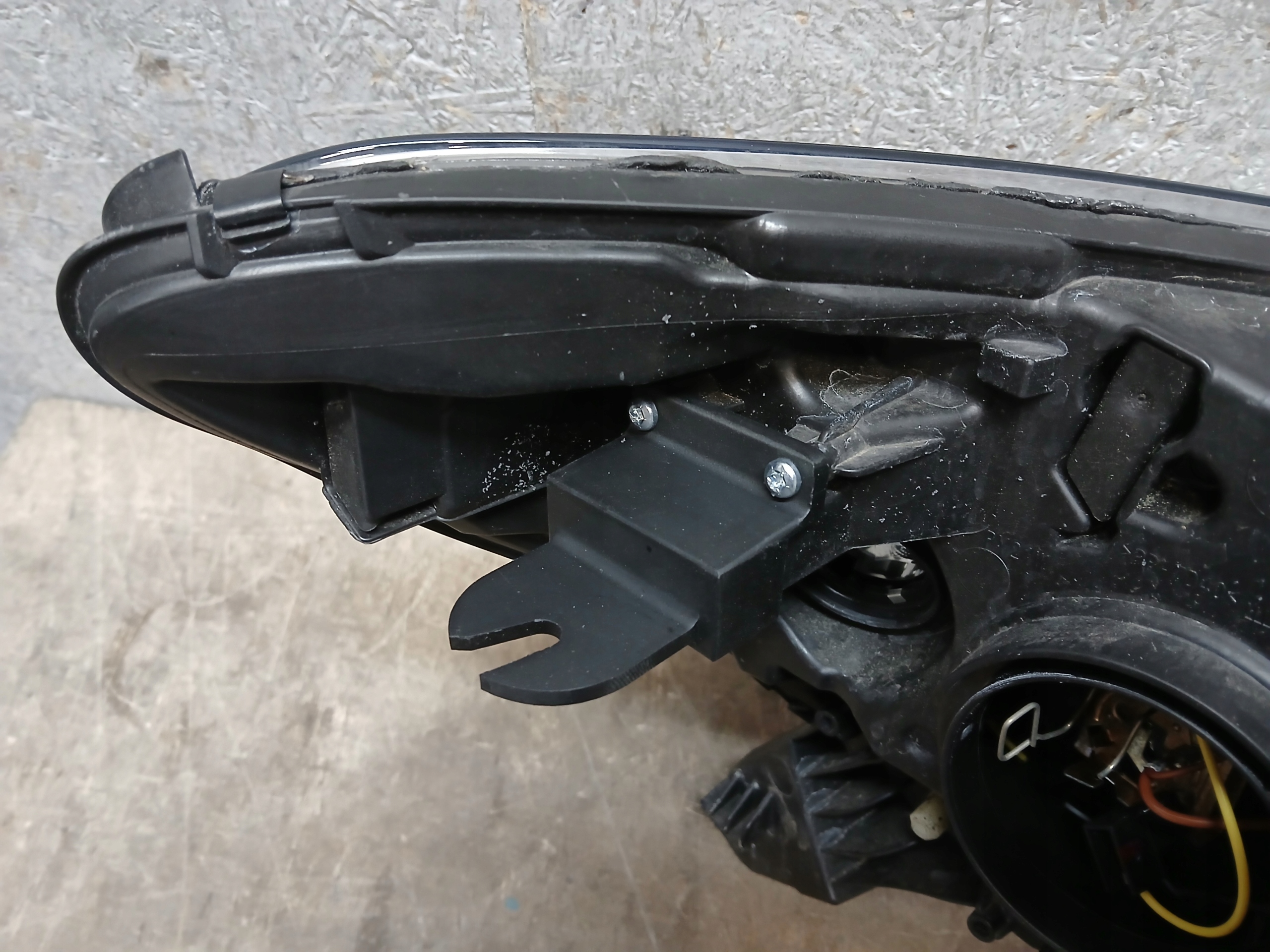 light front left RENAULT CAPTUR and 1 lens 260603859R
